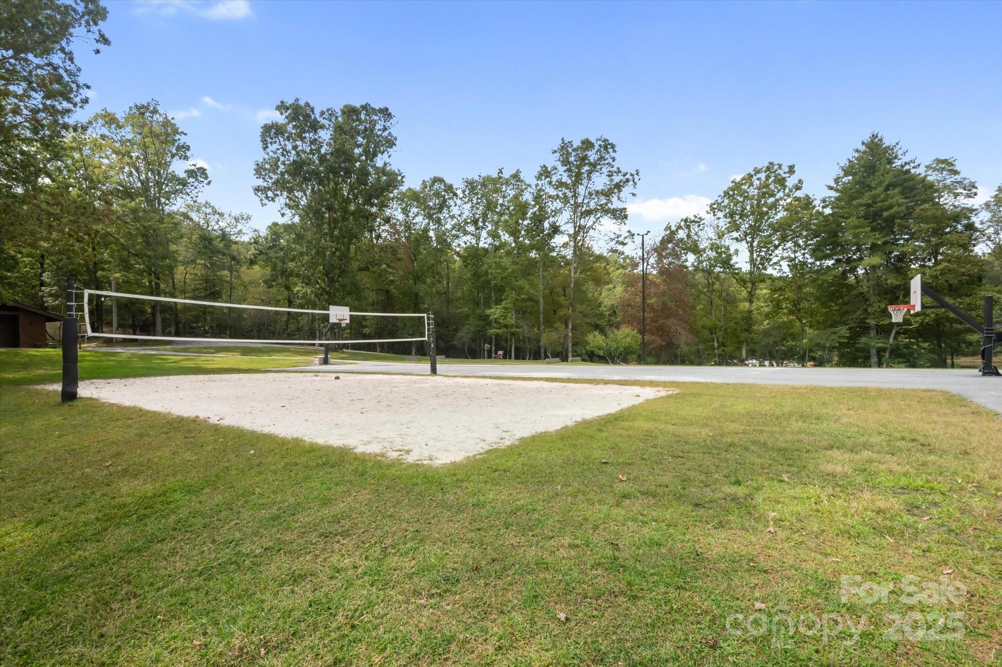 98 Taladu Court — Brevard
