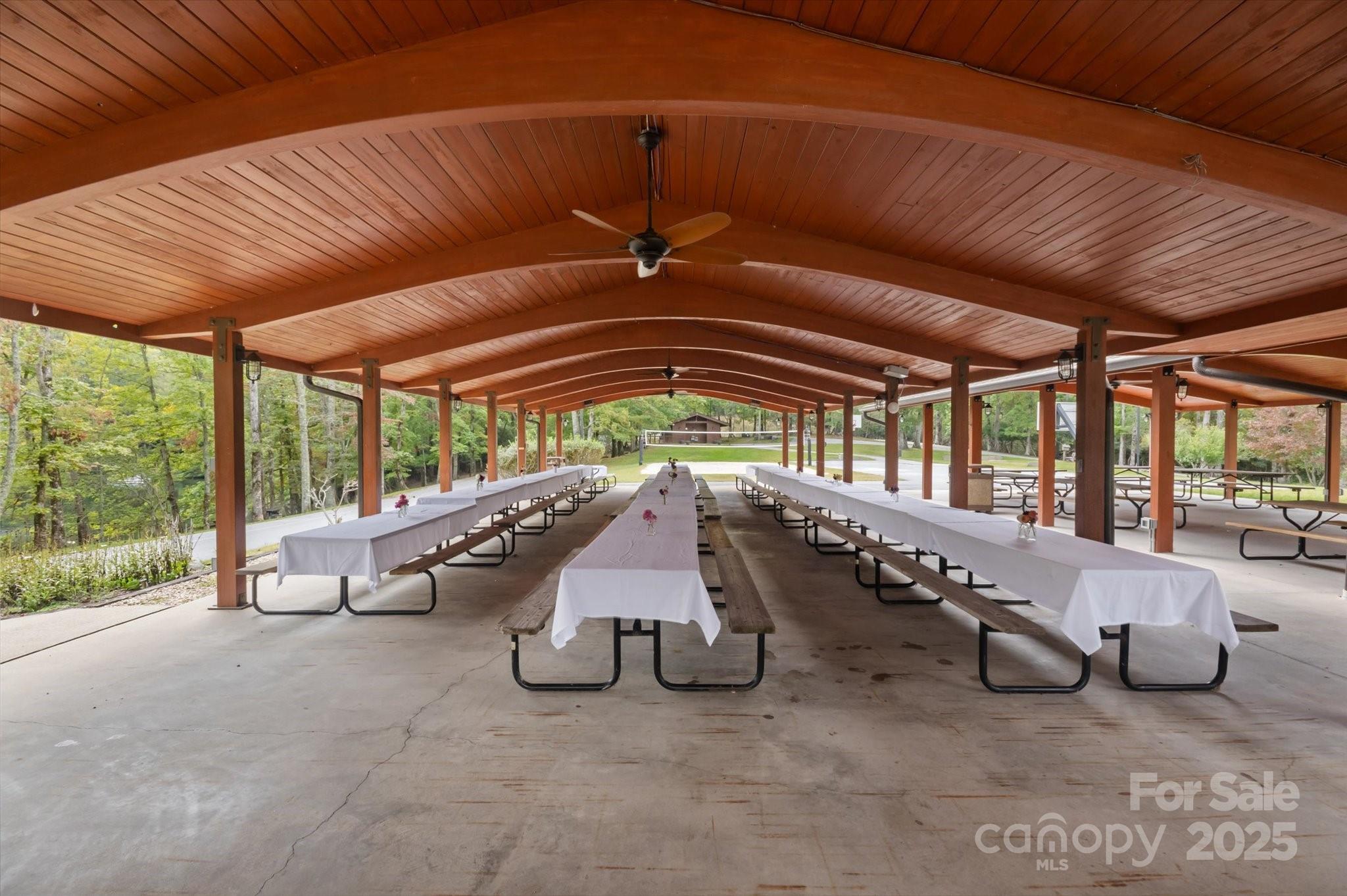 98 Taladu Court — Brevard