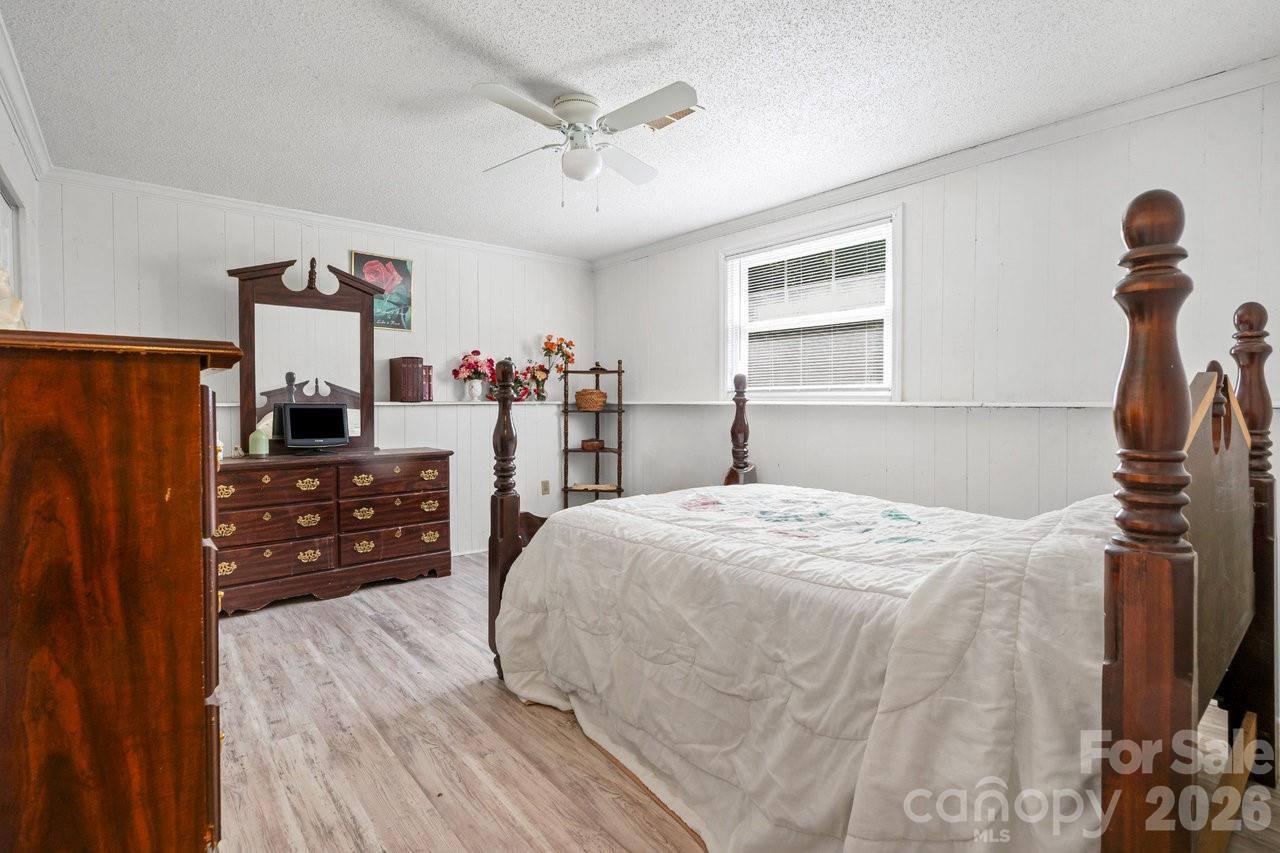 8619 Eaglewind Drive — Charlotte