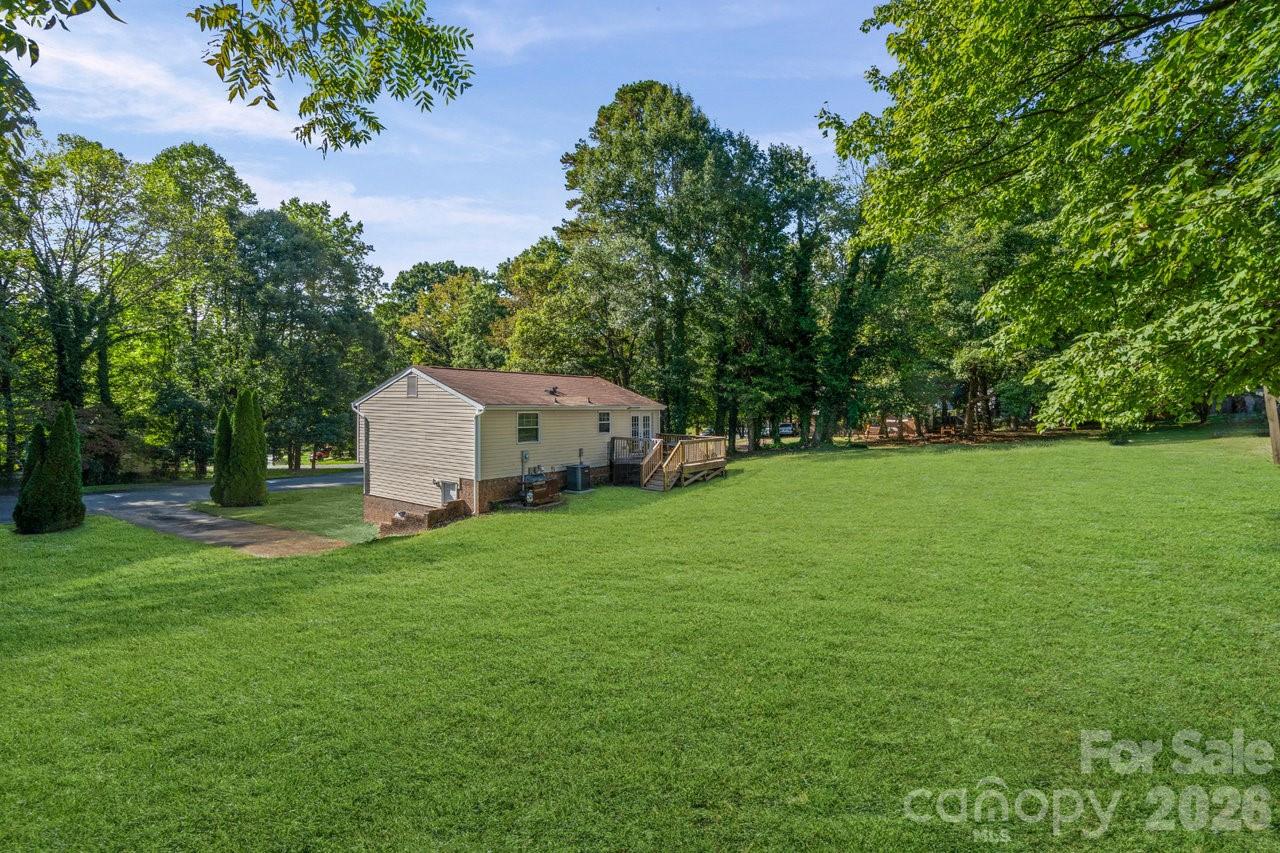 8619 Eaglewind Drive — Charlotte