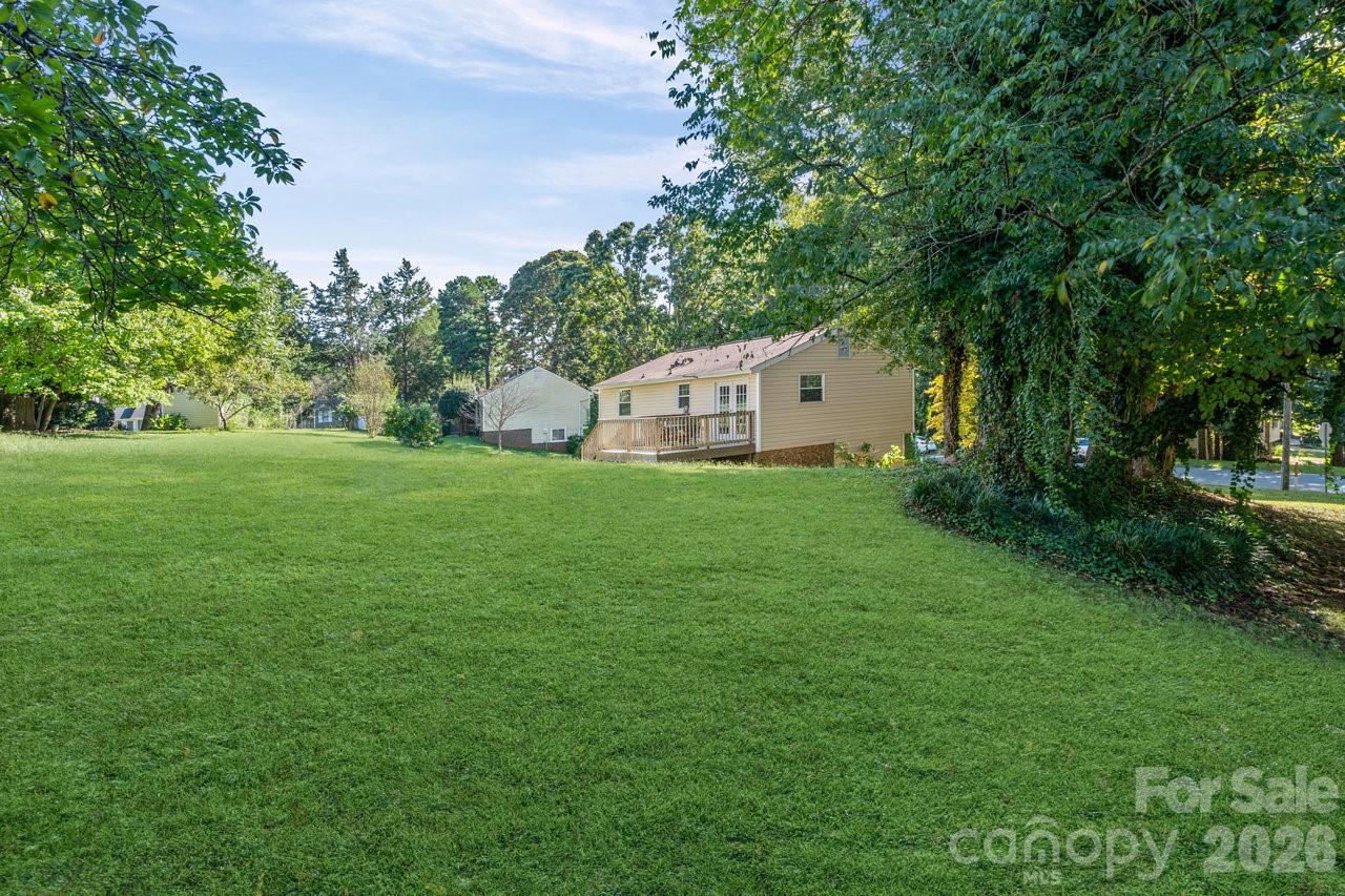 8619 Eaglewind Drive — Charlotte