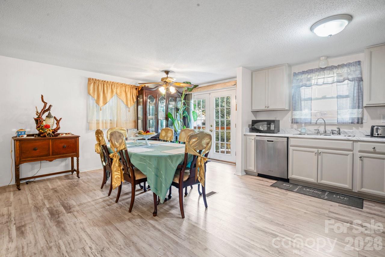 8619 Eaglewind Drive — Charlotte