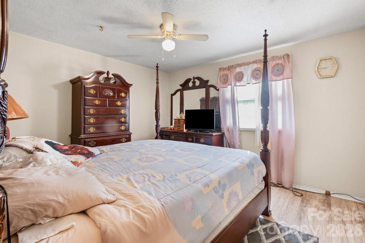 8619 Eaglewind Drive — Charlotte