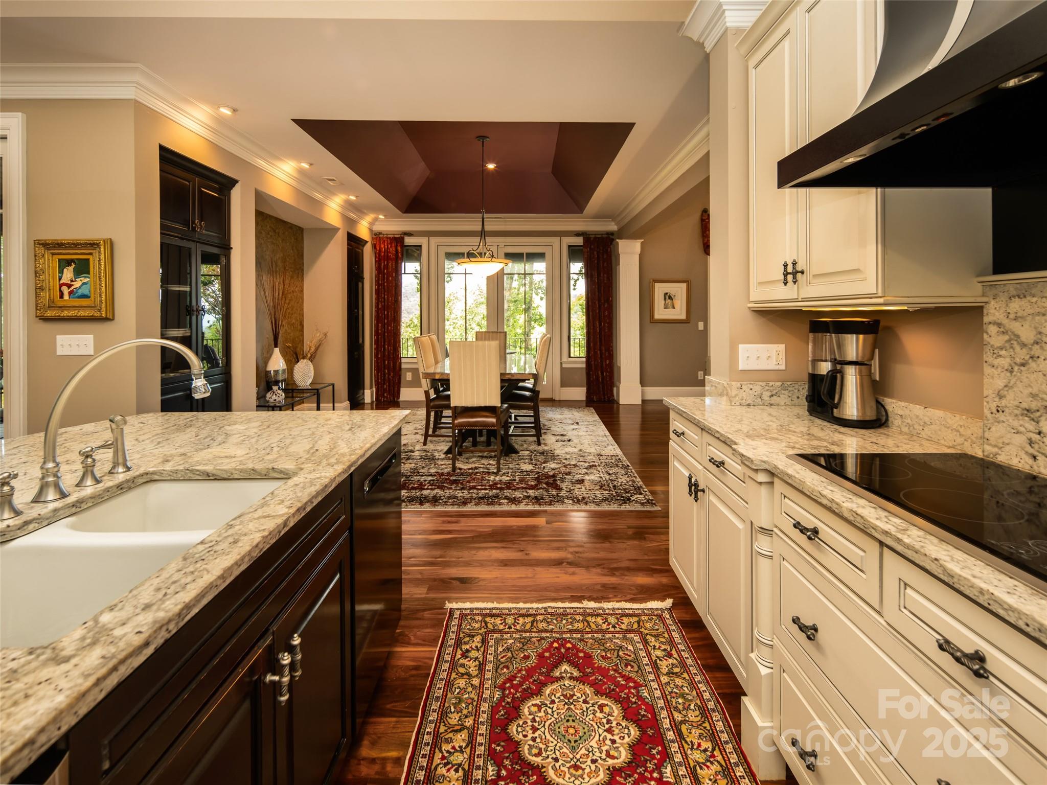 21 Windcliff Drive — Asheville