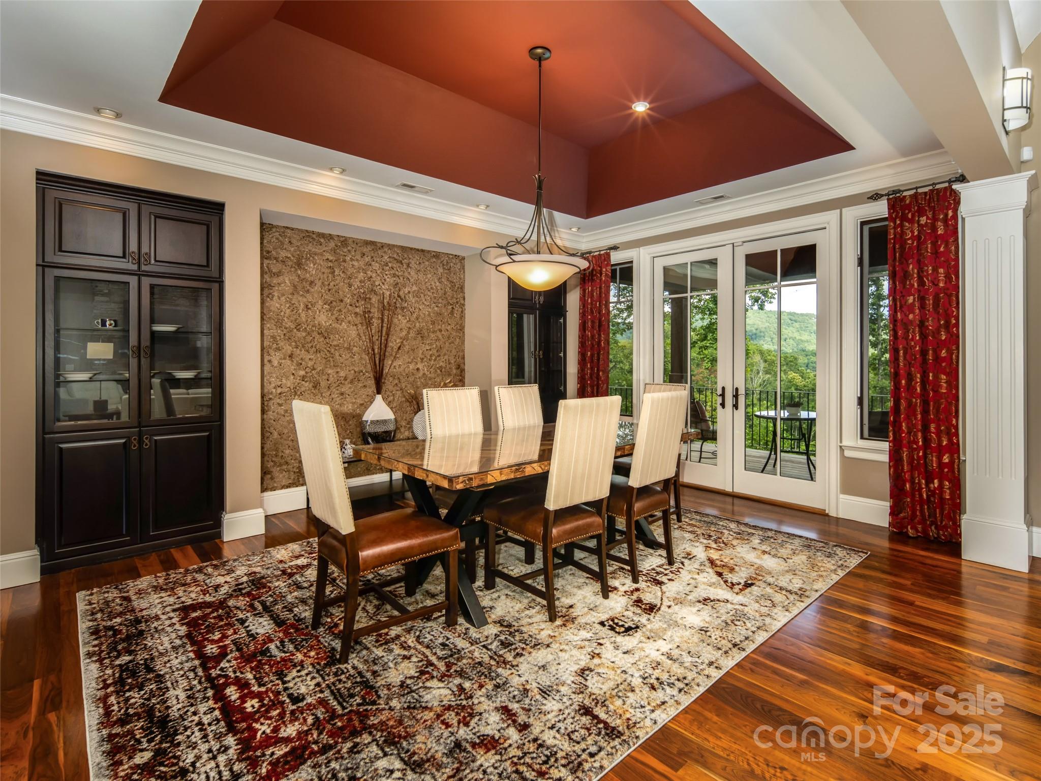 21 Windcliff Drive — Asheville