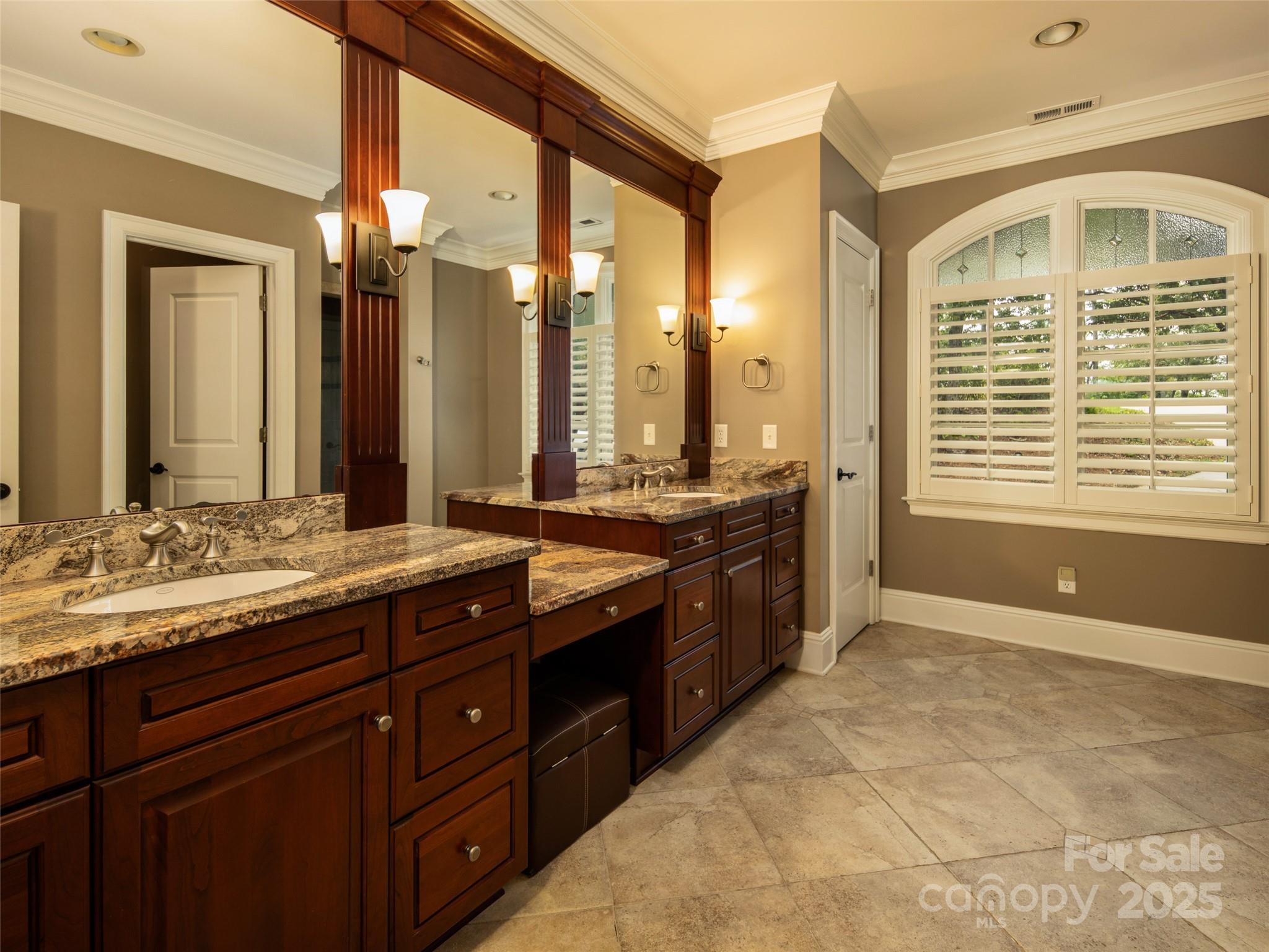 21 Windcliff Drive — Asheville