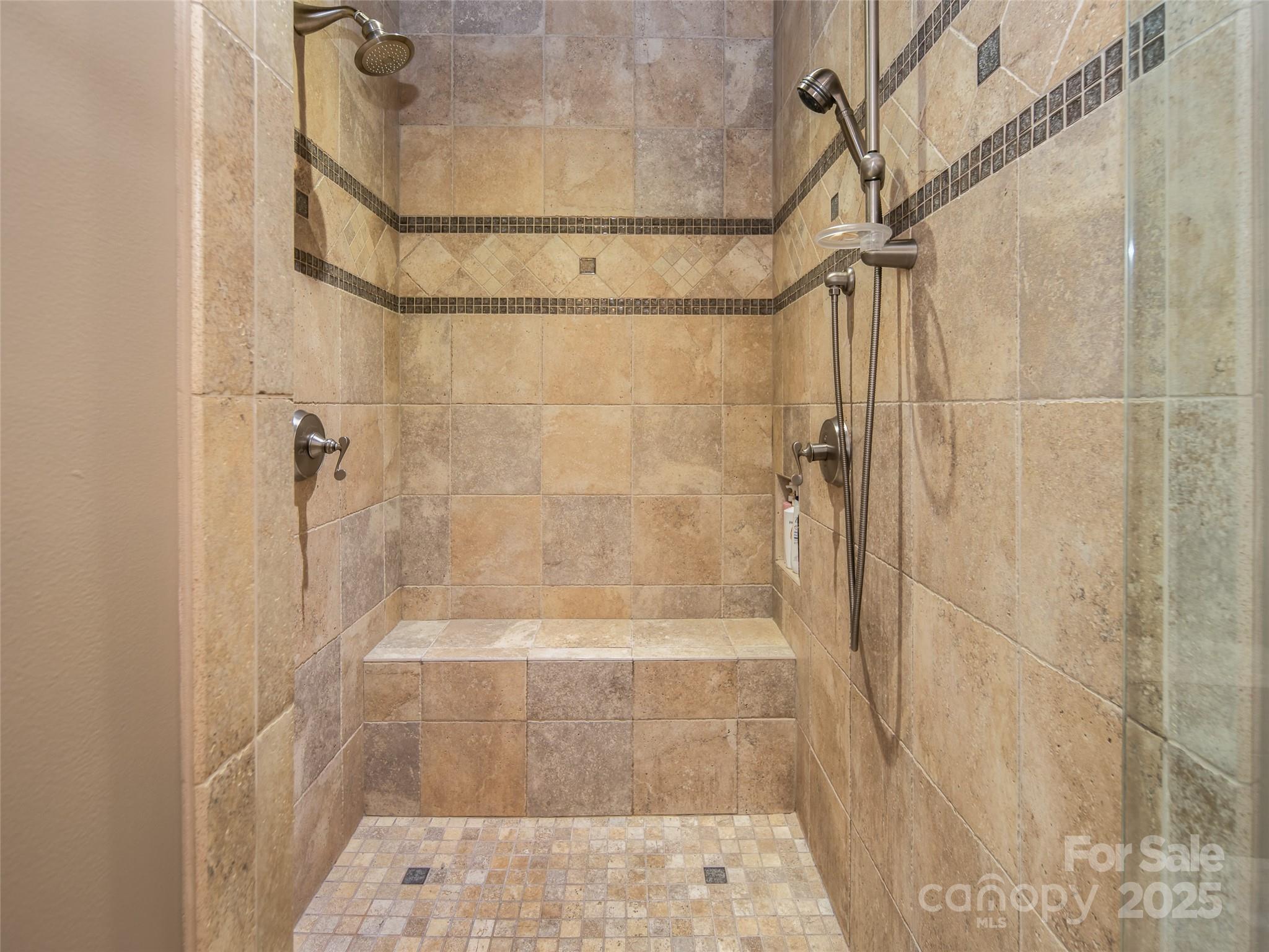 21 Windcliff Drive — Asheville