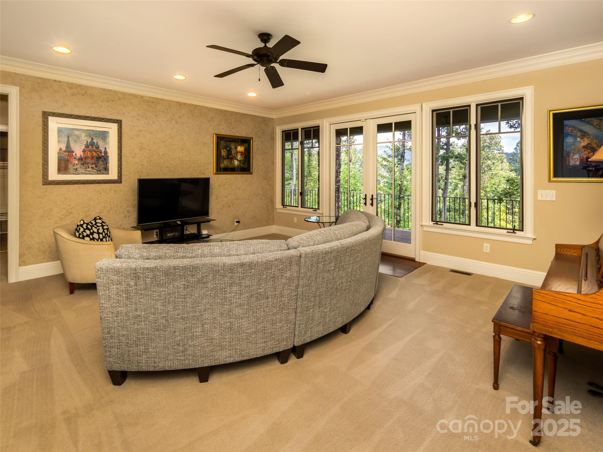 21 Windcliff Drive — Asheville