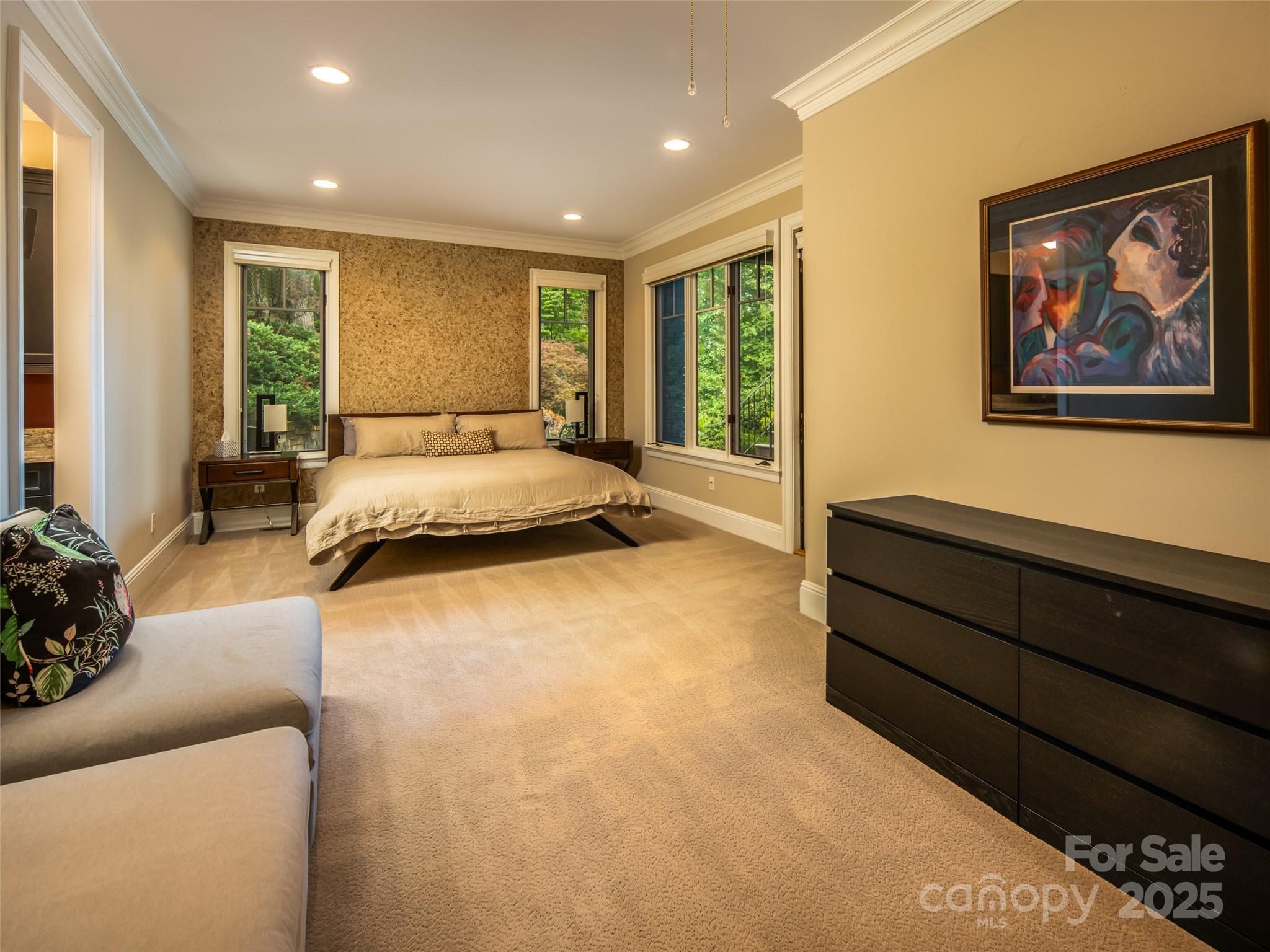 21 Windcliff Drive — Asheville