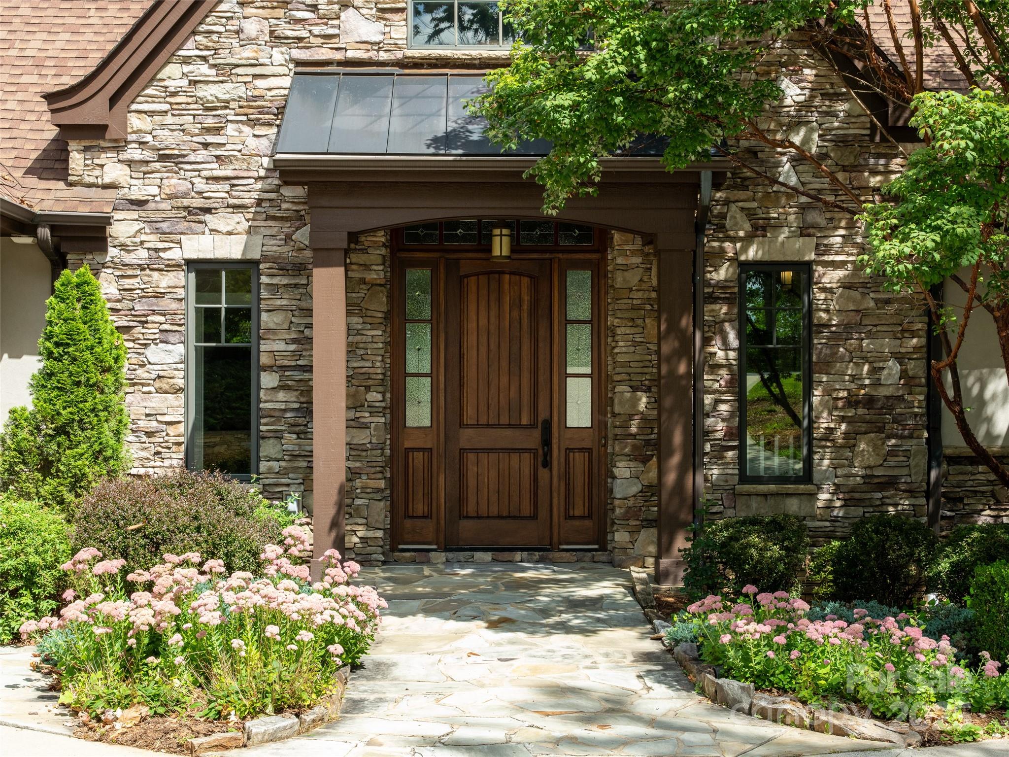 21 Windcliff Drive — Asheville