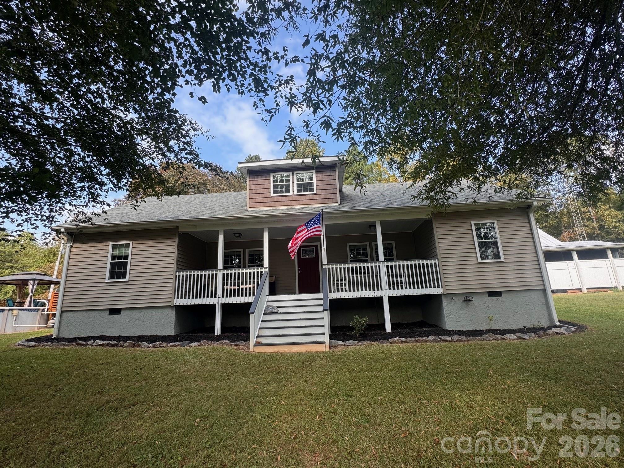 641 Camp Creek Road — Union Mills