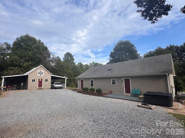 641 Camp Creek Road — Union Mills