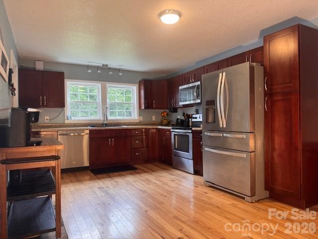 641 Camp Creek Road — Union Mills