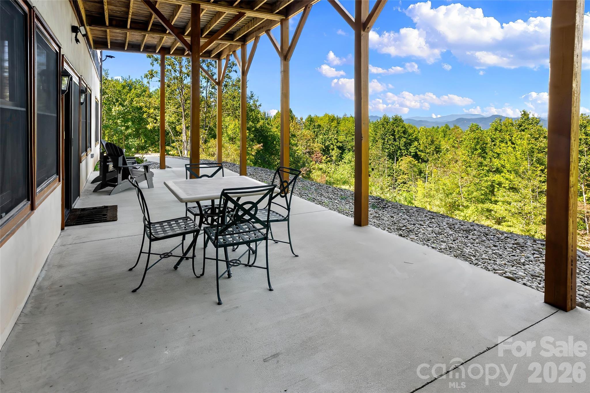 334 Scenic Vista Drive — Nebo