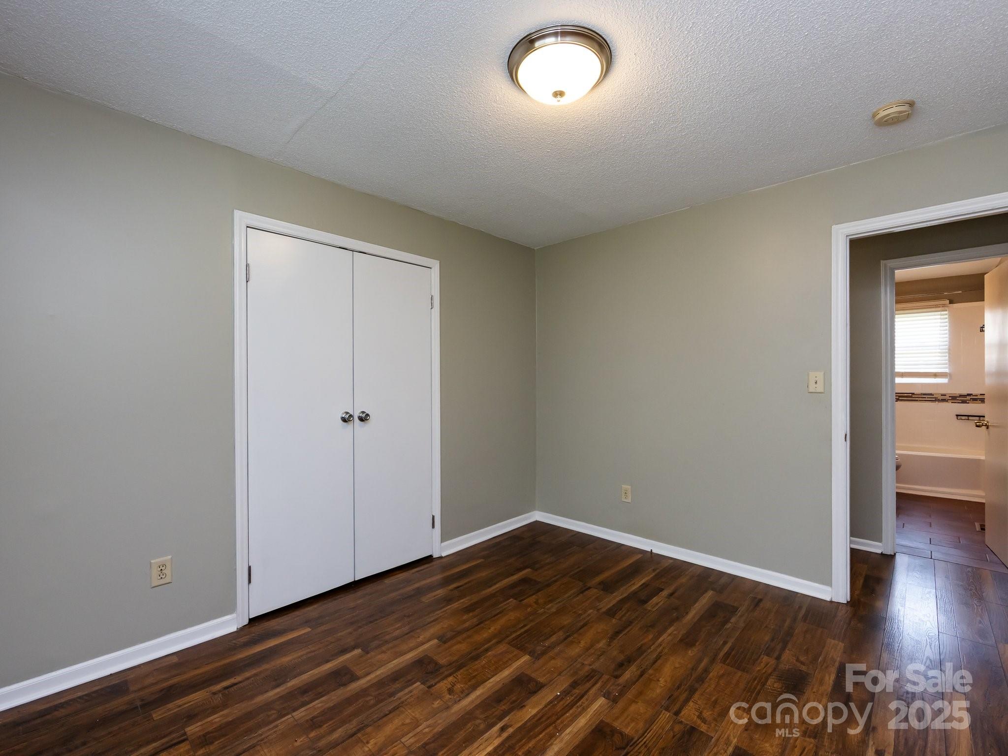 7109 Bisaner Street — Charlotte
