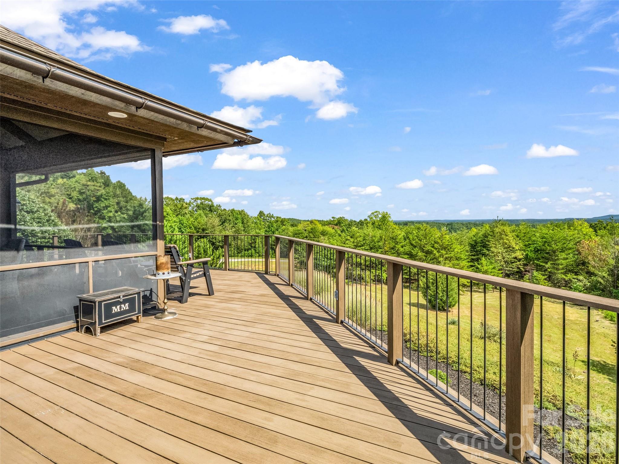 2435 Deep Gap Farm Road E — Mill Spring