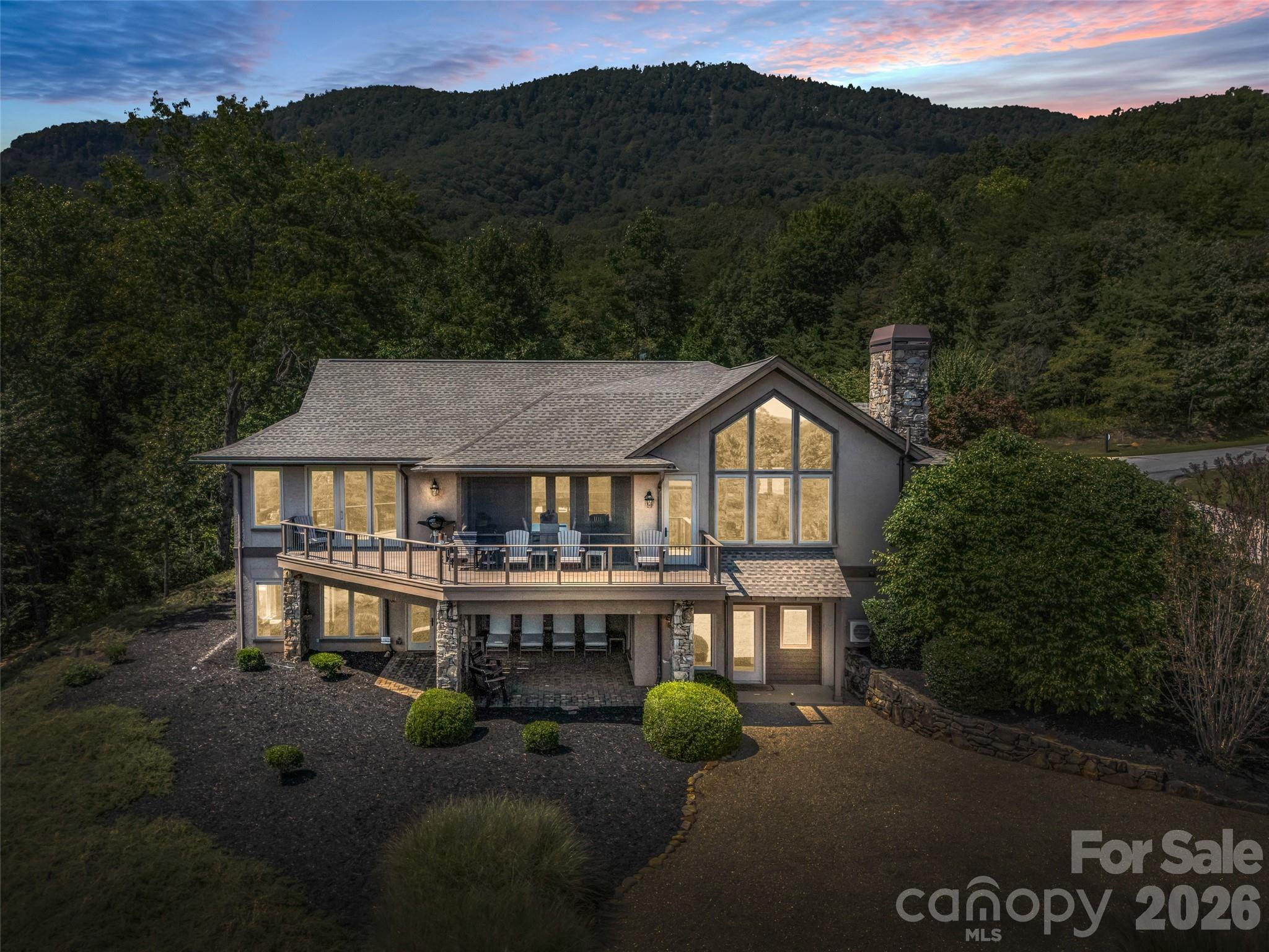 2435 Deep Gap Farm Road E — Mill Spring