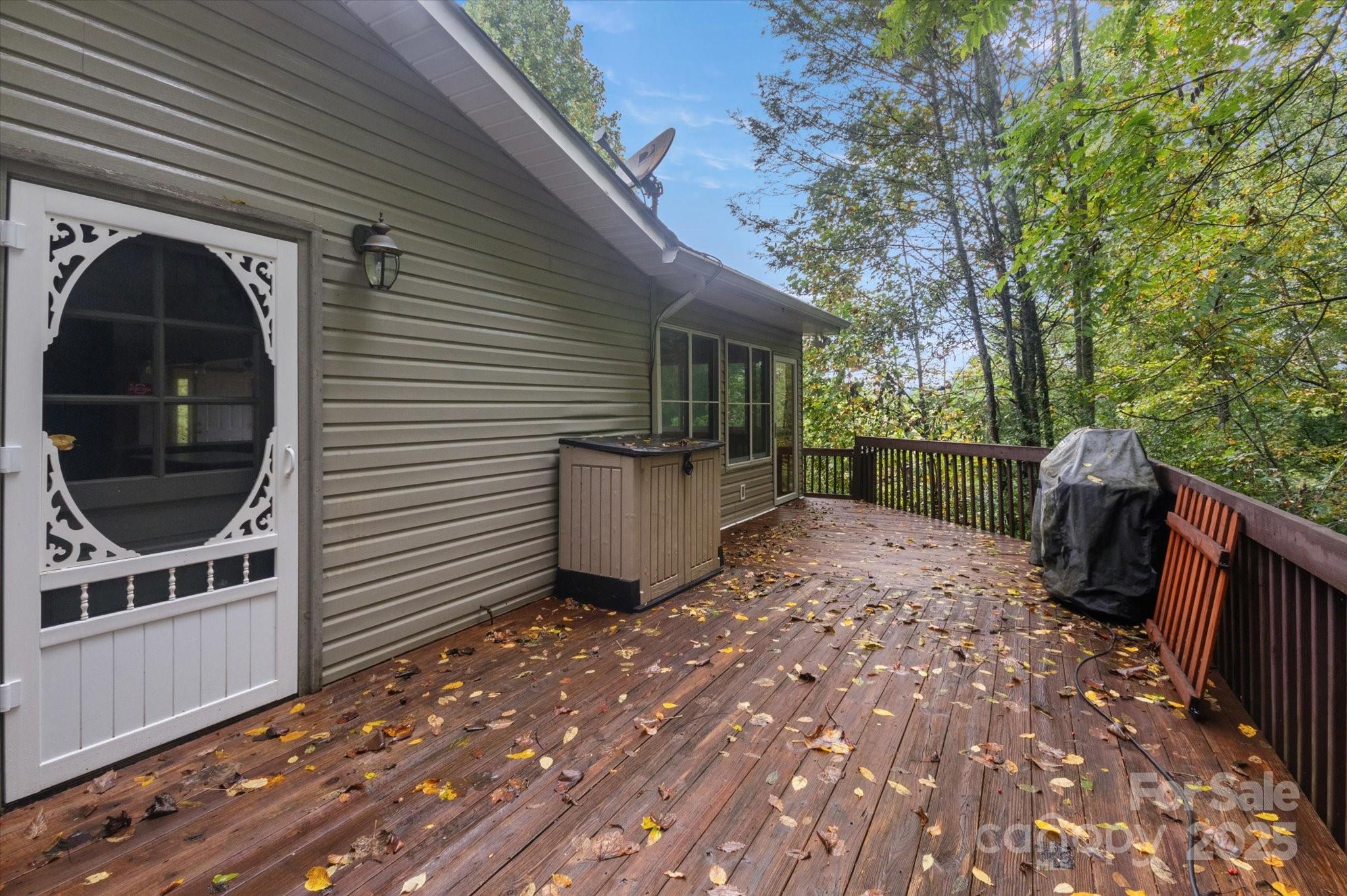 89 Quiet Pond Lane — Pisgah Forest