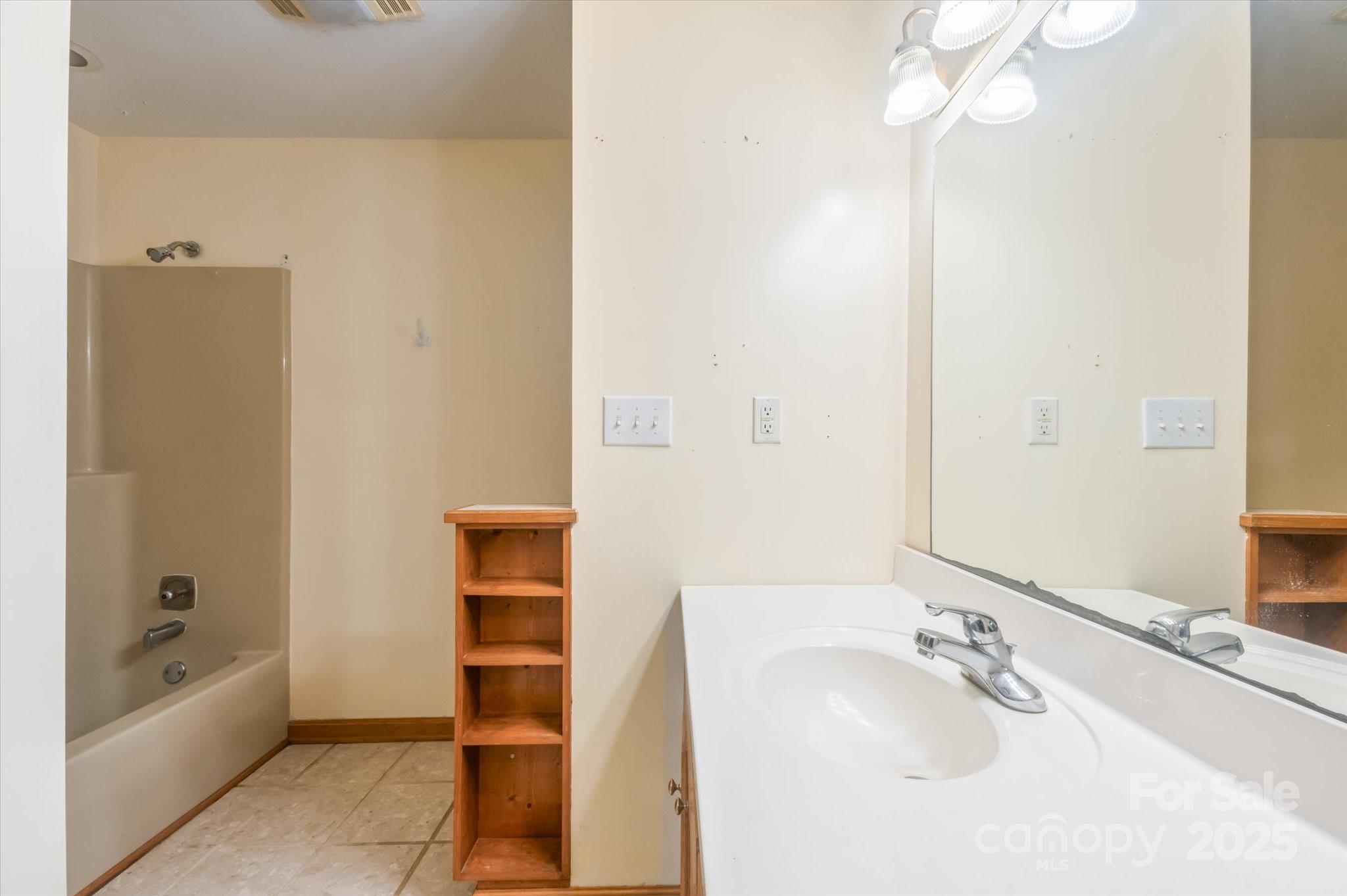 89 Quiet Pond Lane — Pisgah Forest
