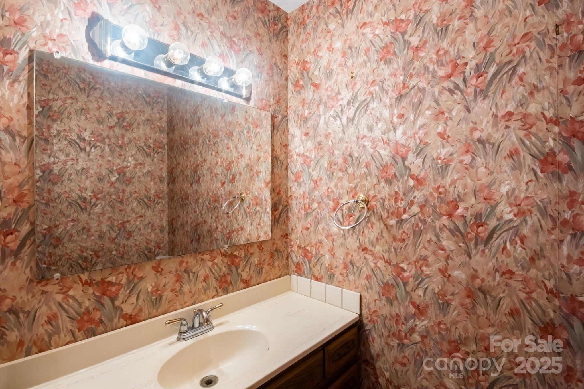 89 Quiet Pond Lane — Pisgah Forest