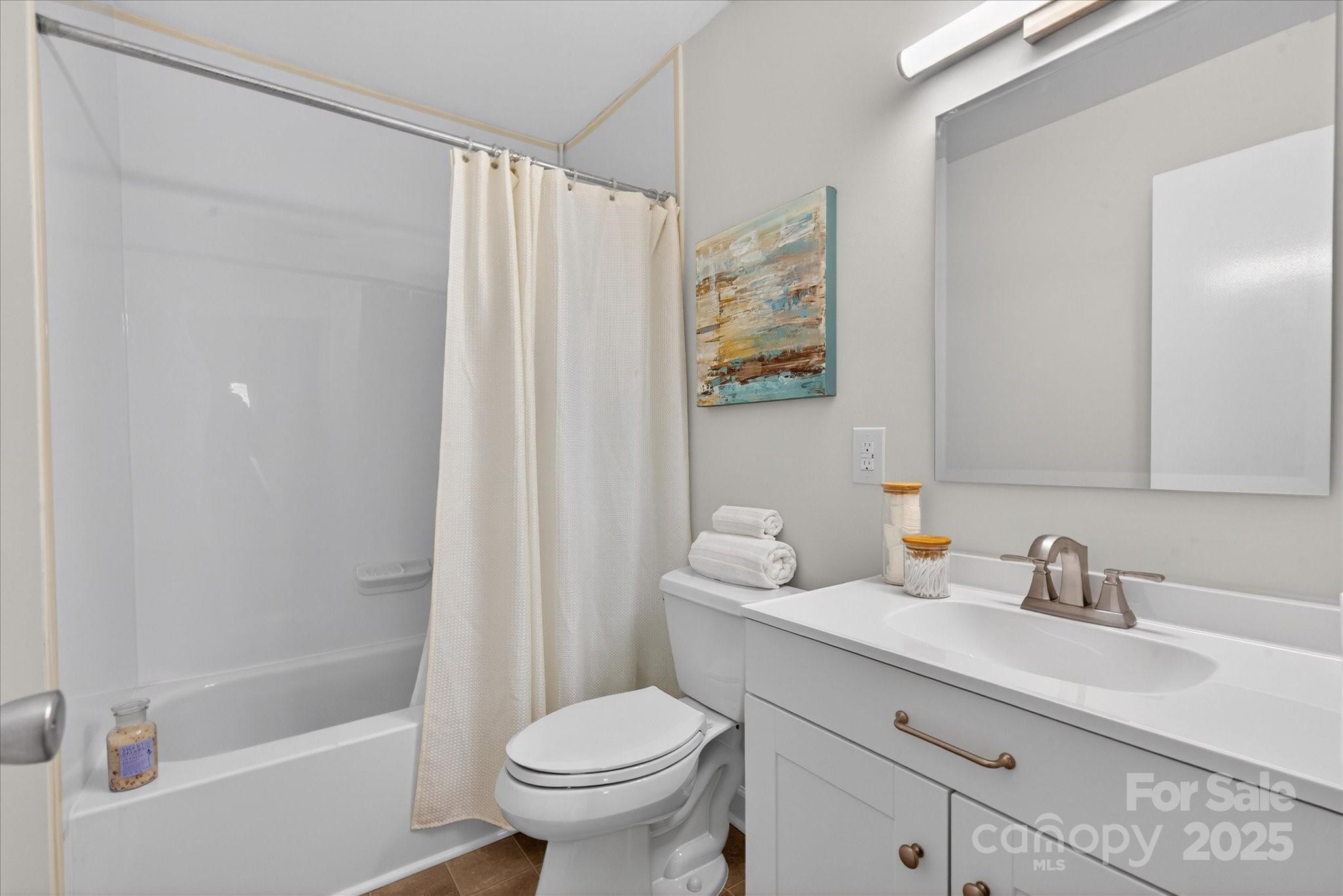 430 Queens Road #311 — Charlotte