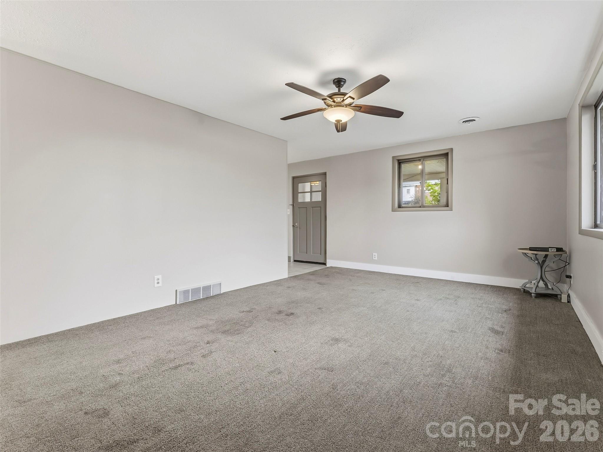 605 Dana Road — Hendersonville