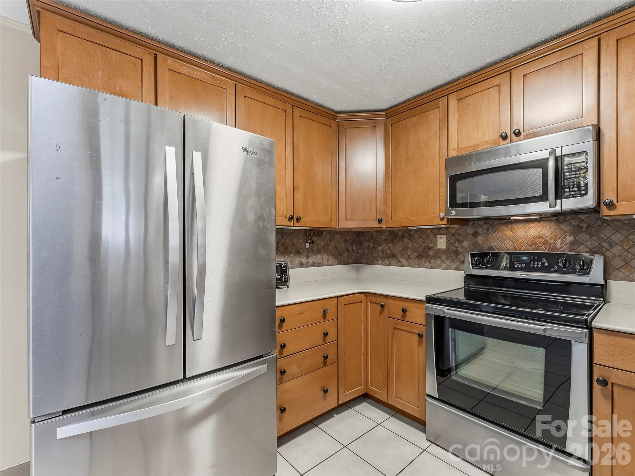 605 Dana Road — Hendersonville
