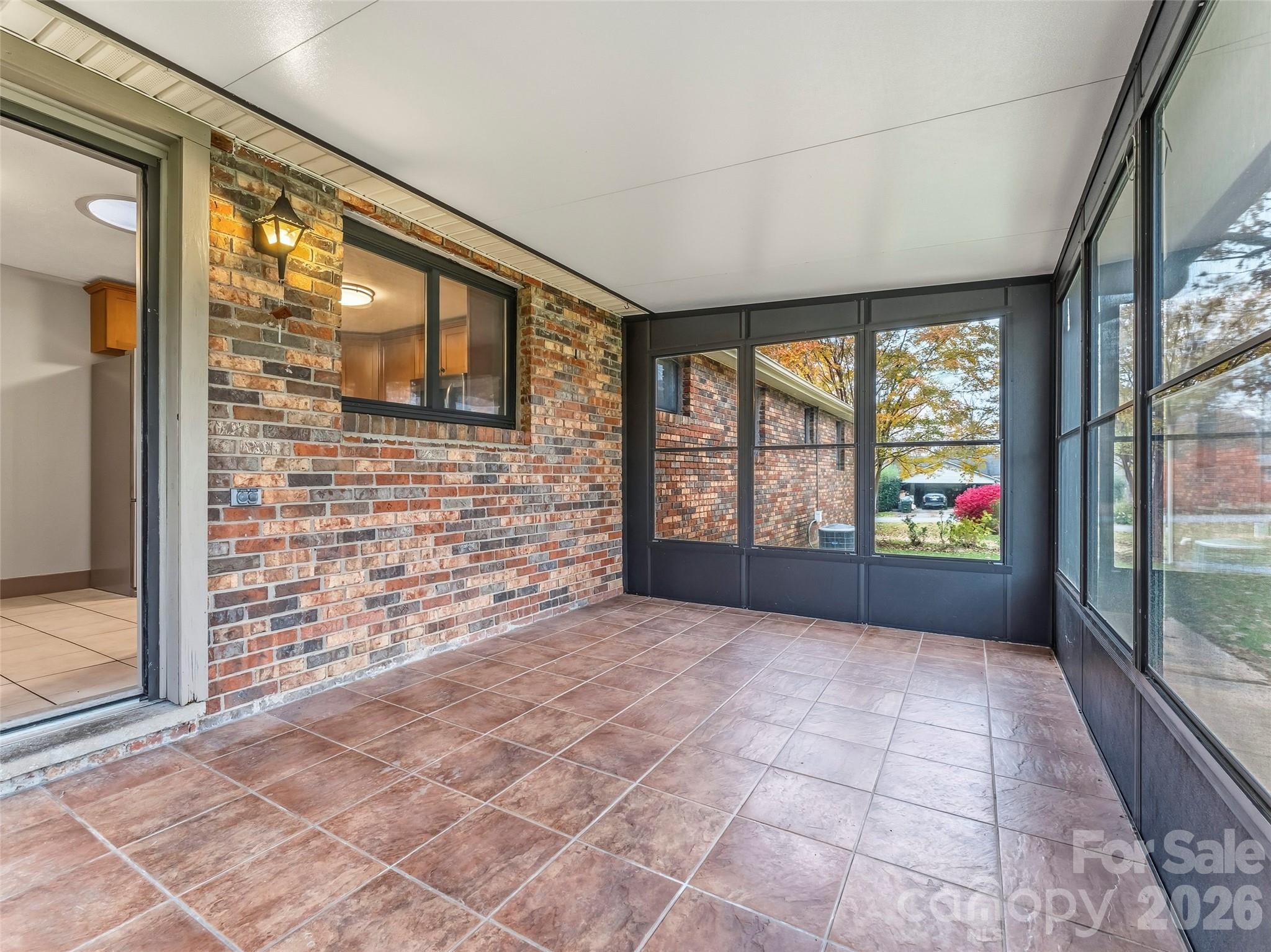 605 Dana Road — Hendersonville