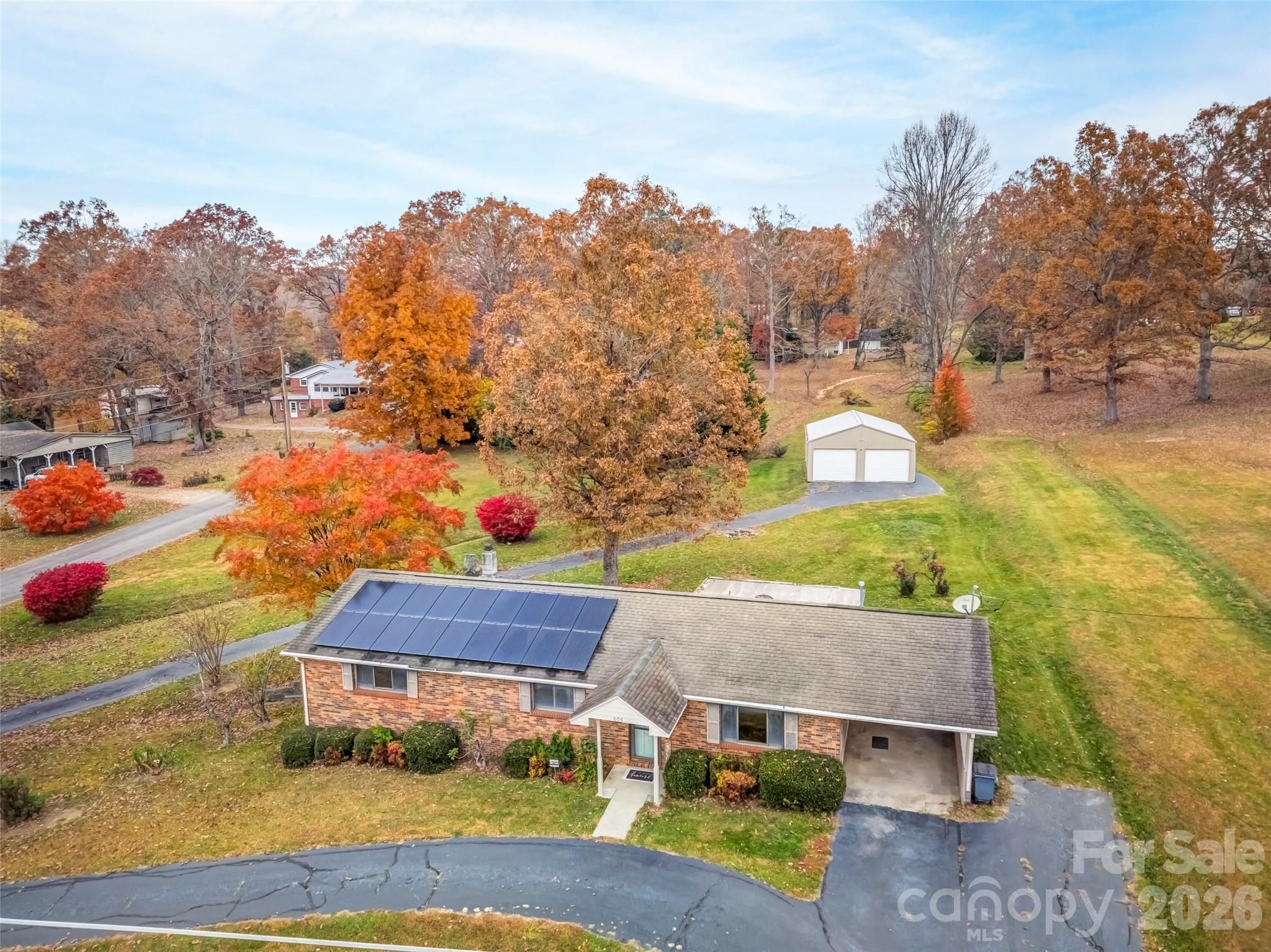 605 Dana Road — Hendersonville