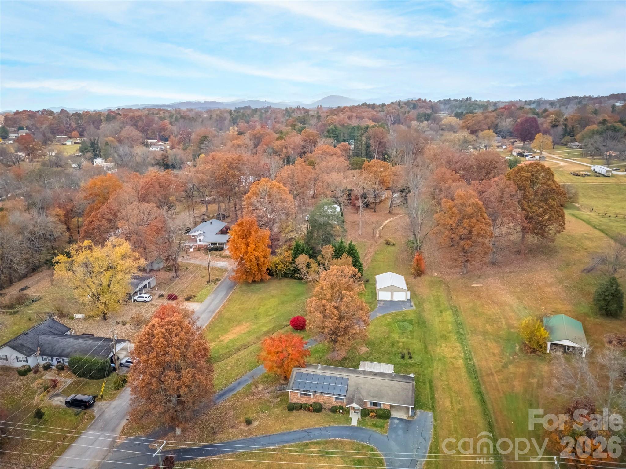 605 Dana Road — Hendersonville