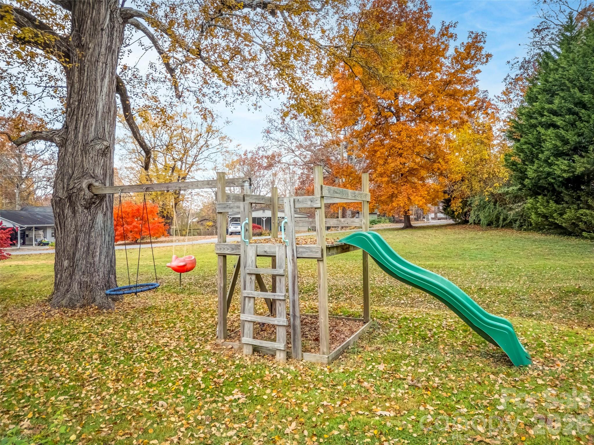 605 Dana Road — Hendersonville