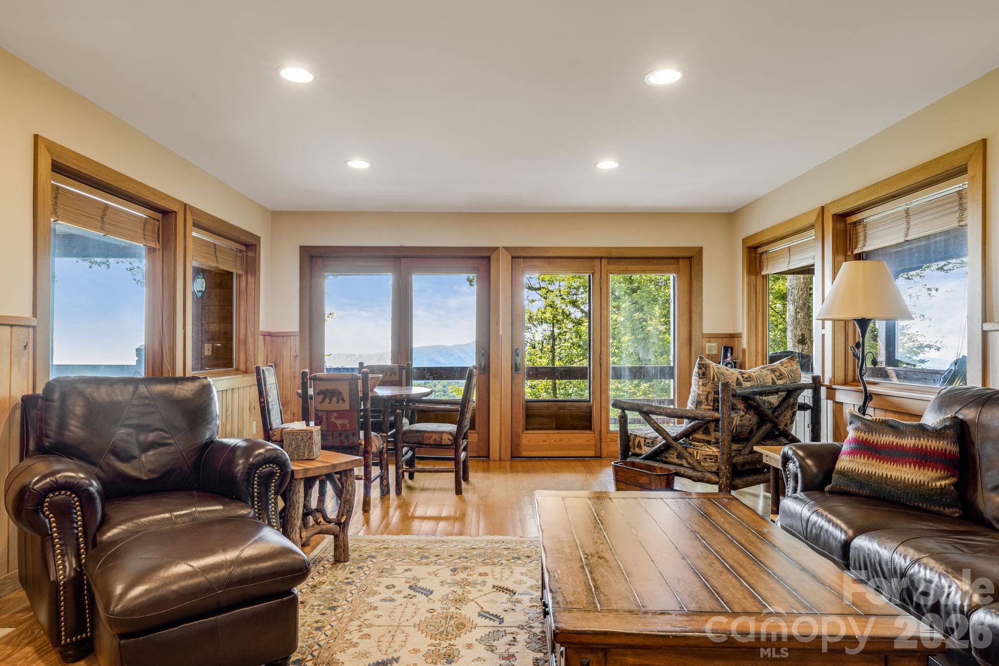 765/764 Osborne Knob Road — Little Switzerland