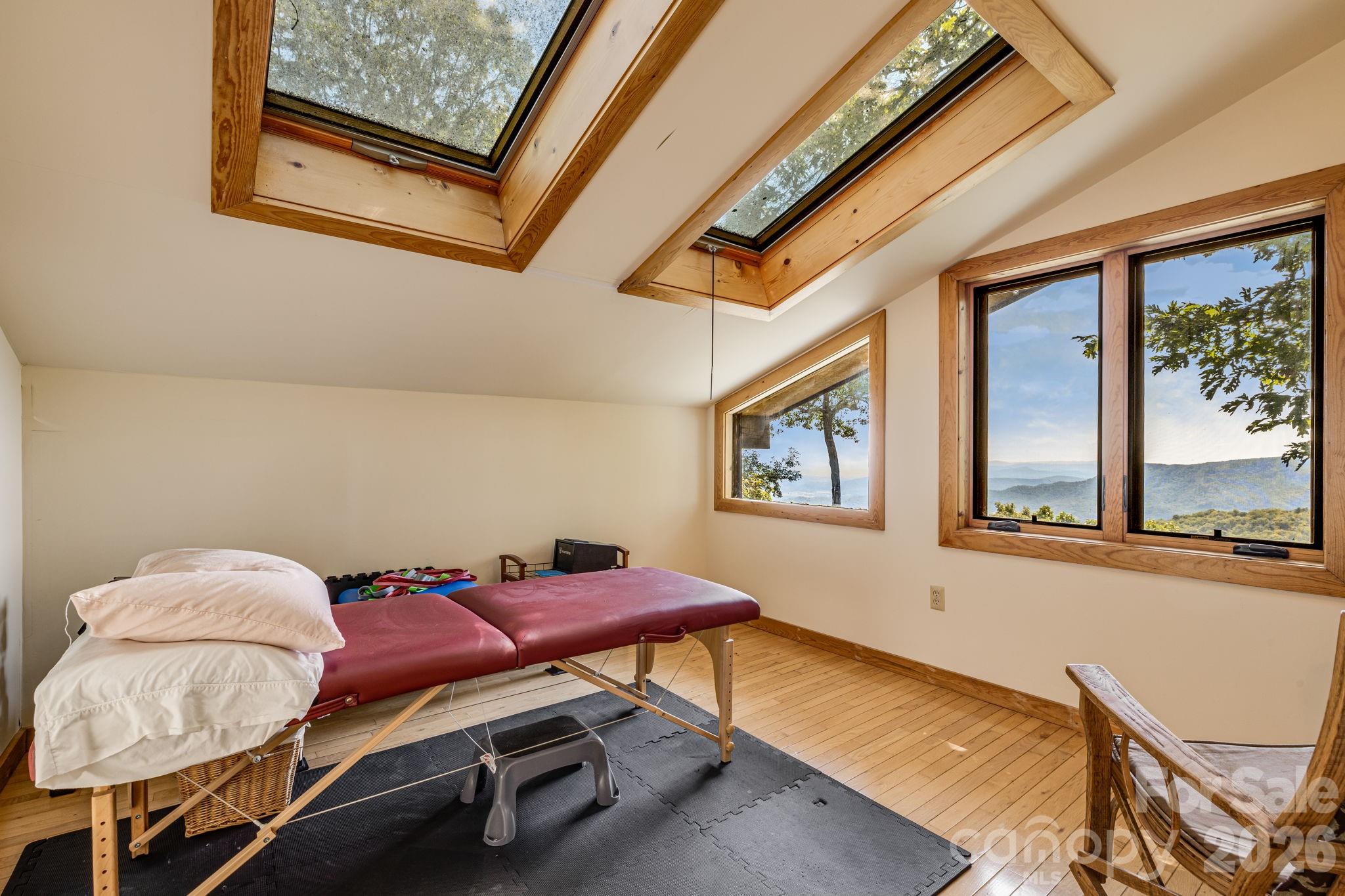 765/764 Osborne Knob Road — Little Switzerland