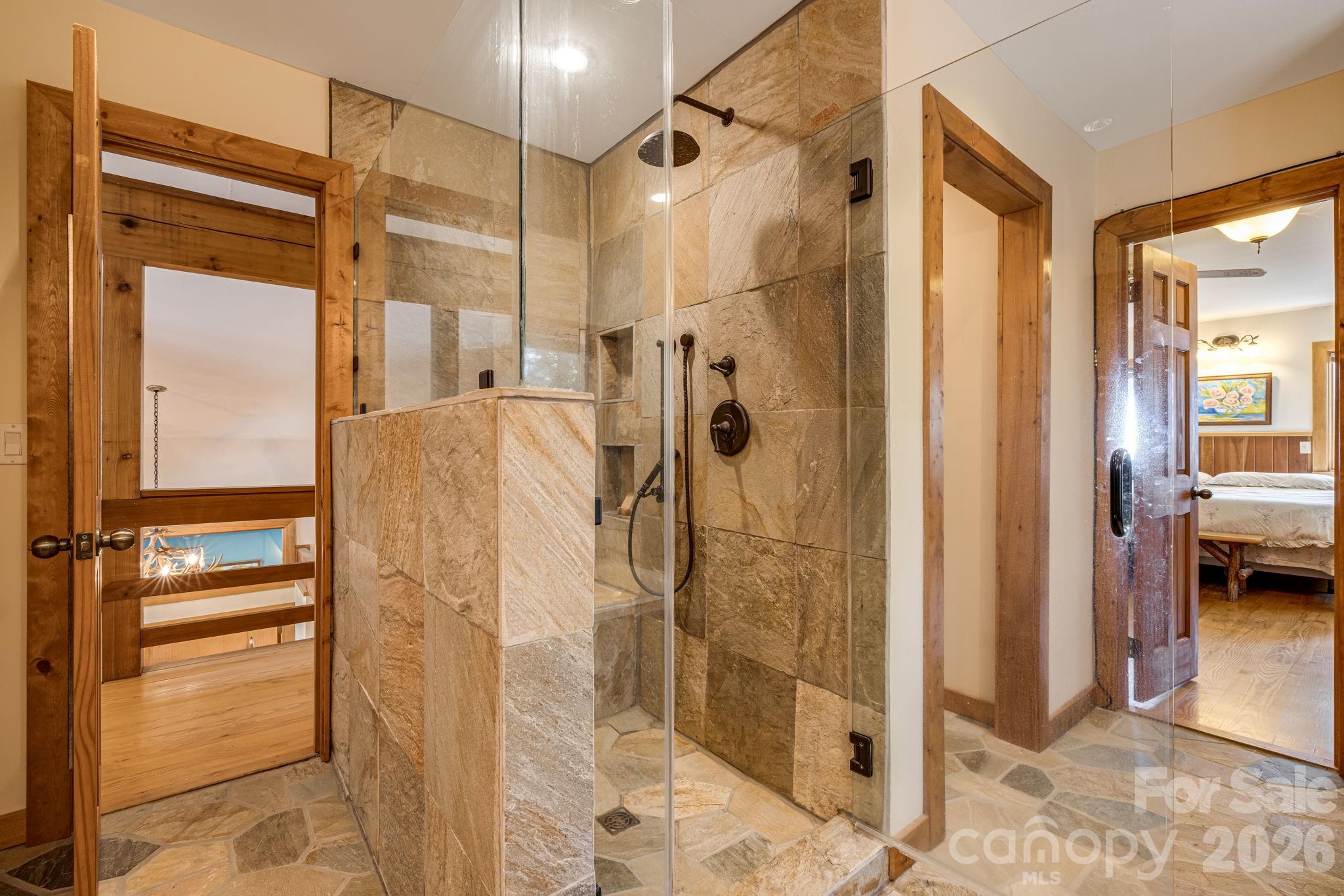 765/764 Osborne Knob Road — Little Switzerland