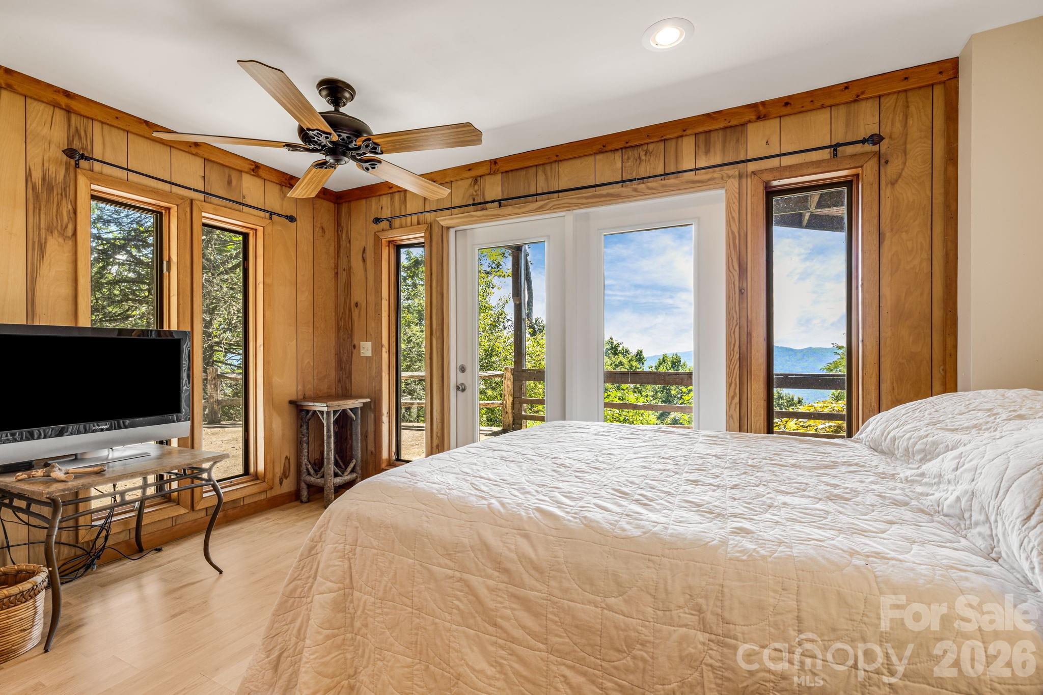 765/764 Osborne Knob Road — Little Switzerland