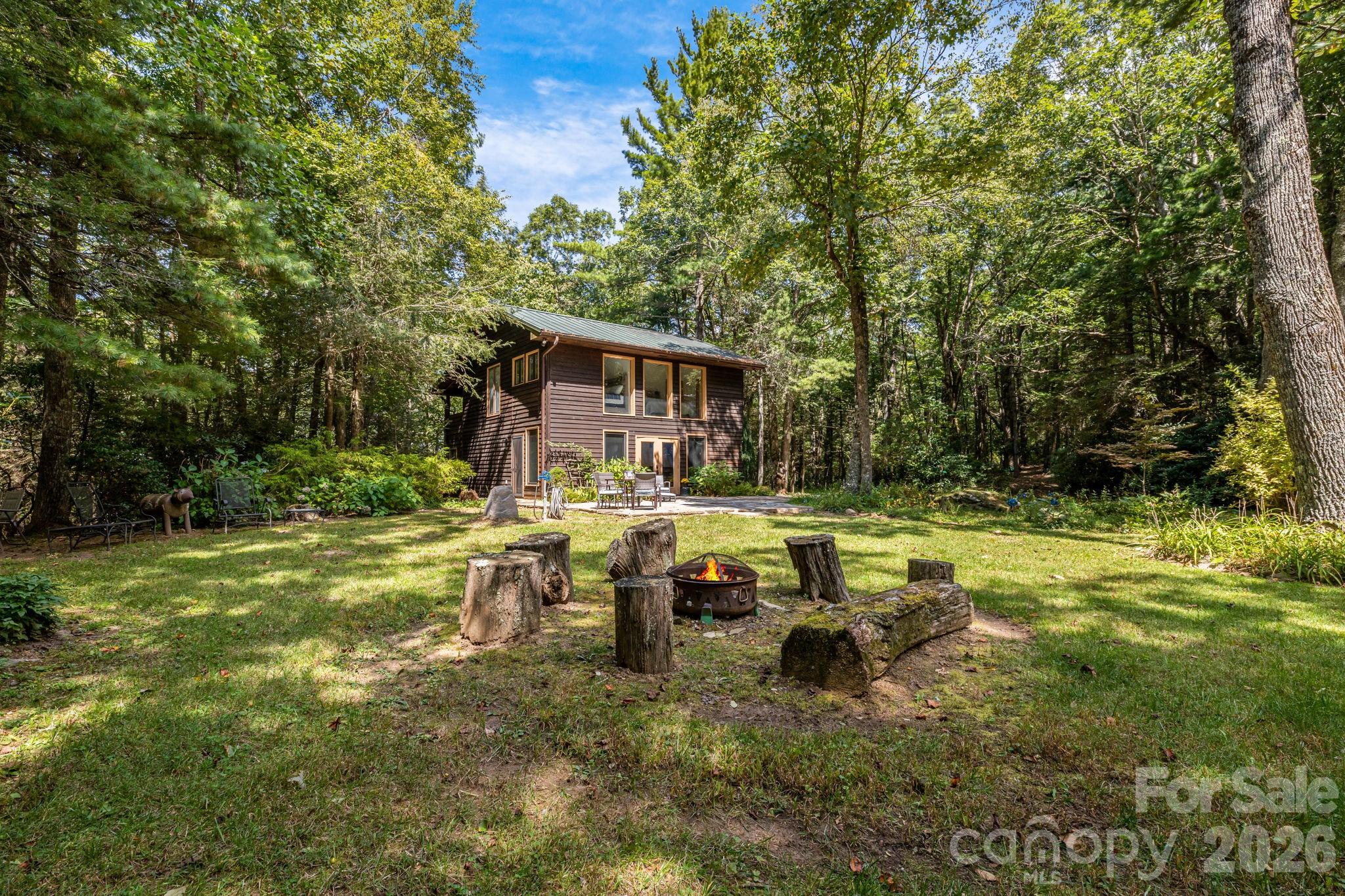 765/764 Osborne Knob Road — Little Switzerland