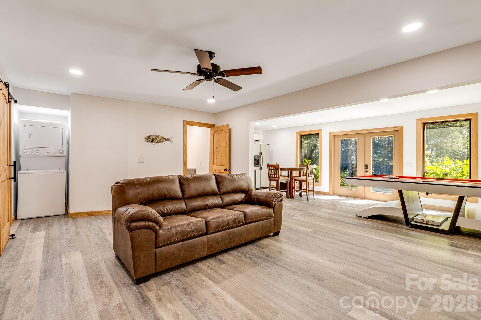 765/764 Osborne Knob Road — Little Switzerland