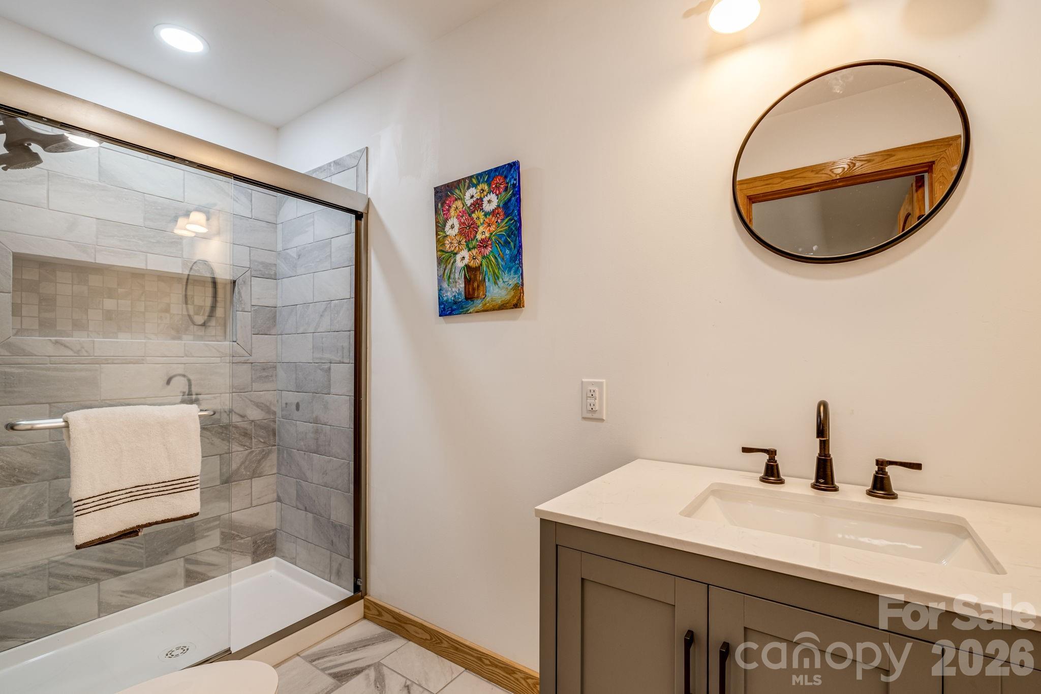 765/764 Osborne Knob Road — Little Switzerland