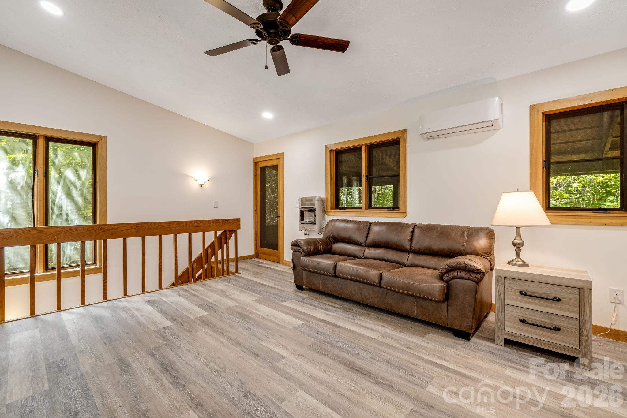 765/764 Osborne Knob Road — Little Switzerland