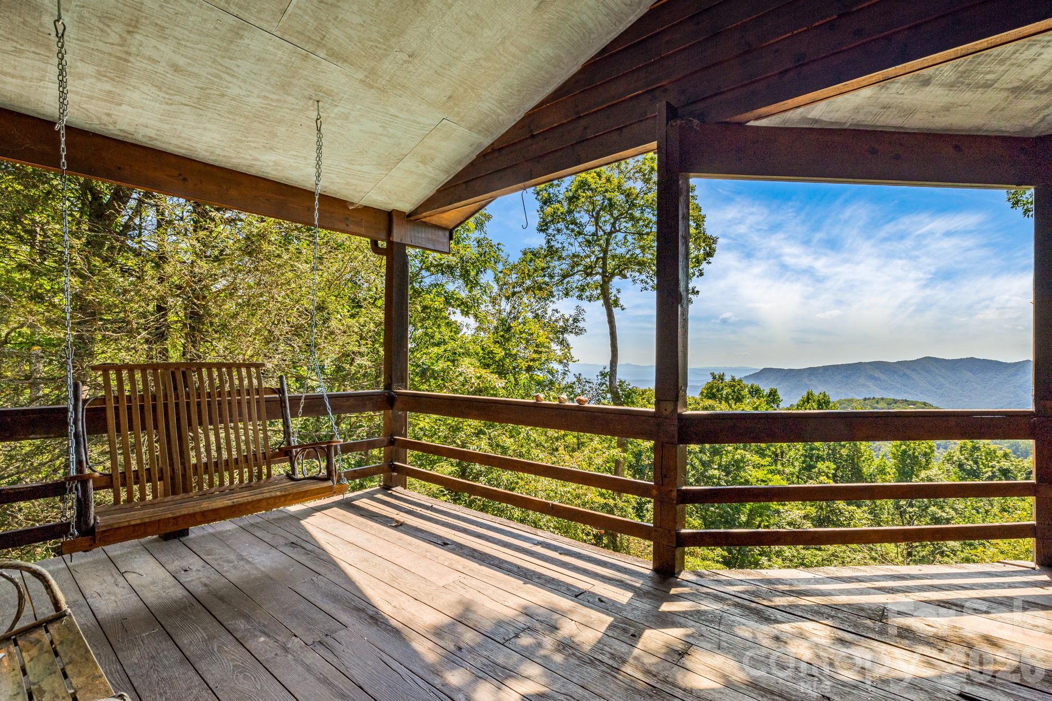 765/764 Osborne Knob Road — Little Switzerland