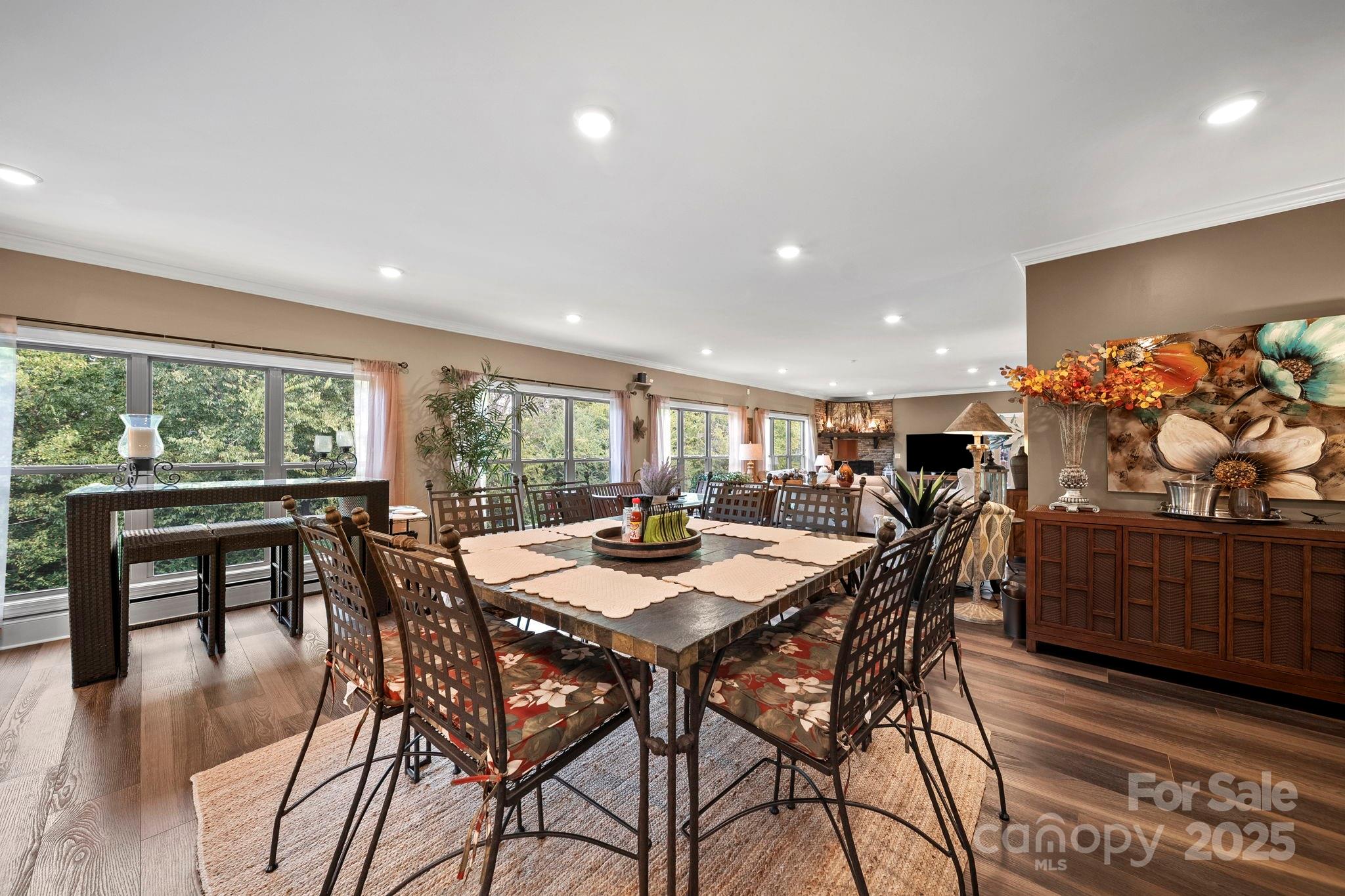 5702 Army Road — Marshville