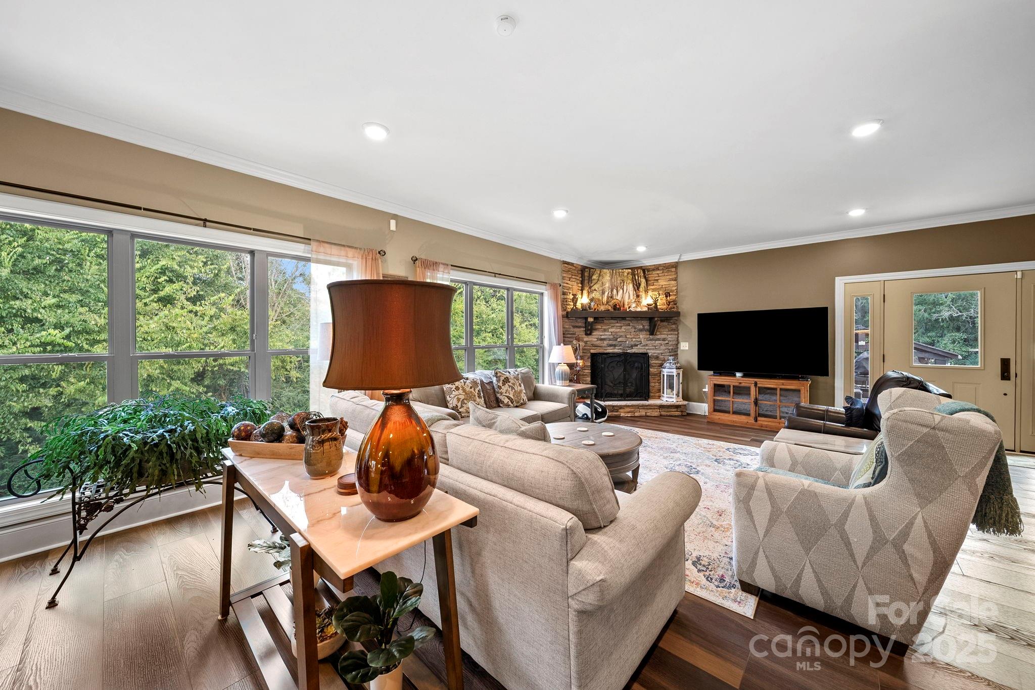 5702 Army Road — Marshville