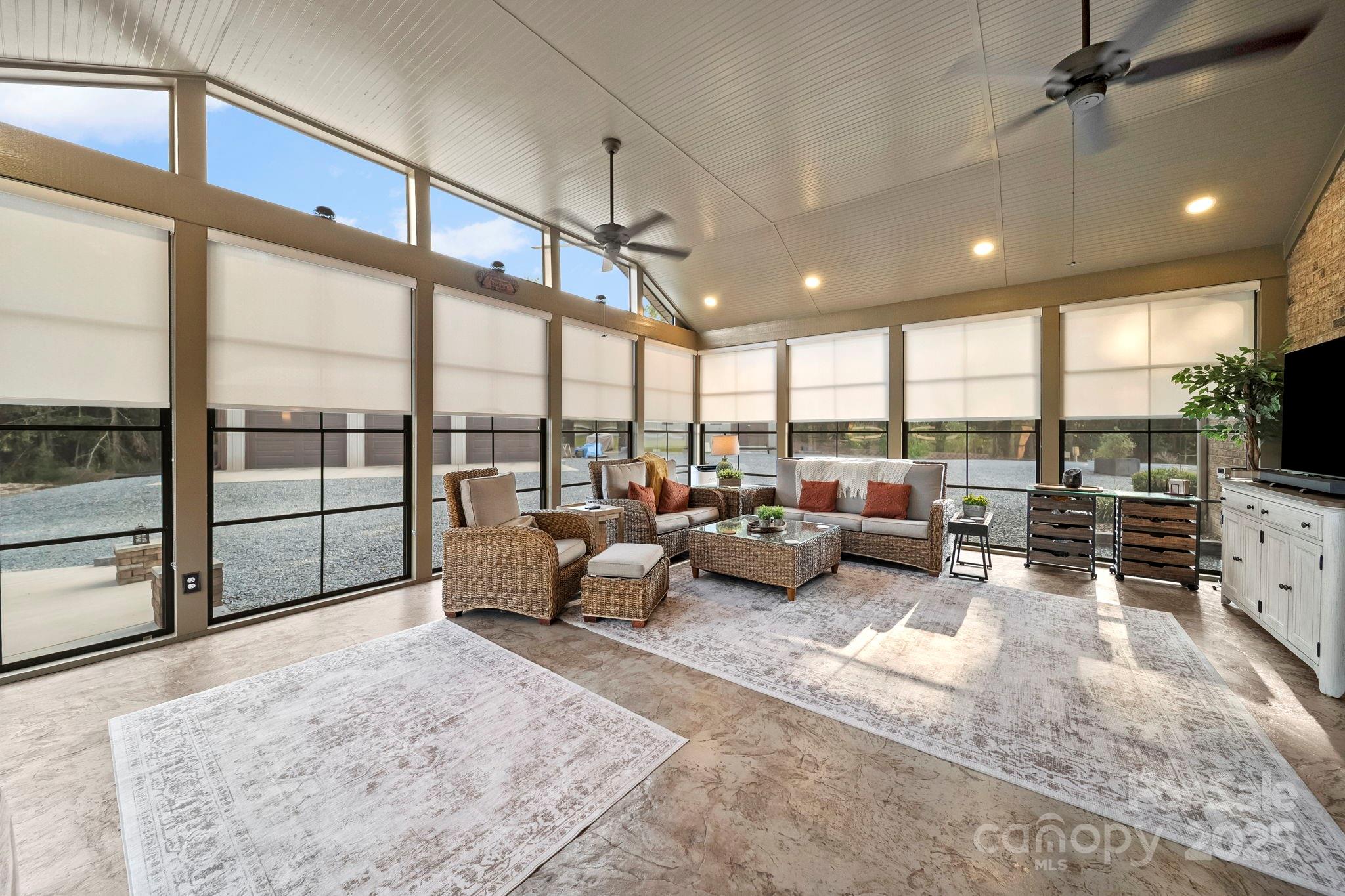 5702 Army Road — Marshville