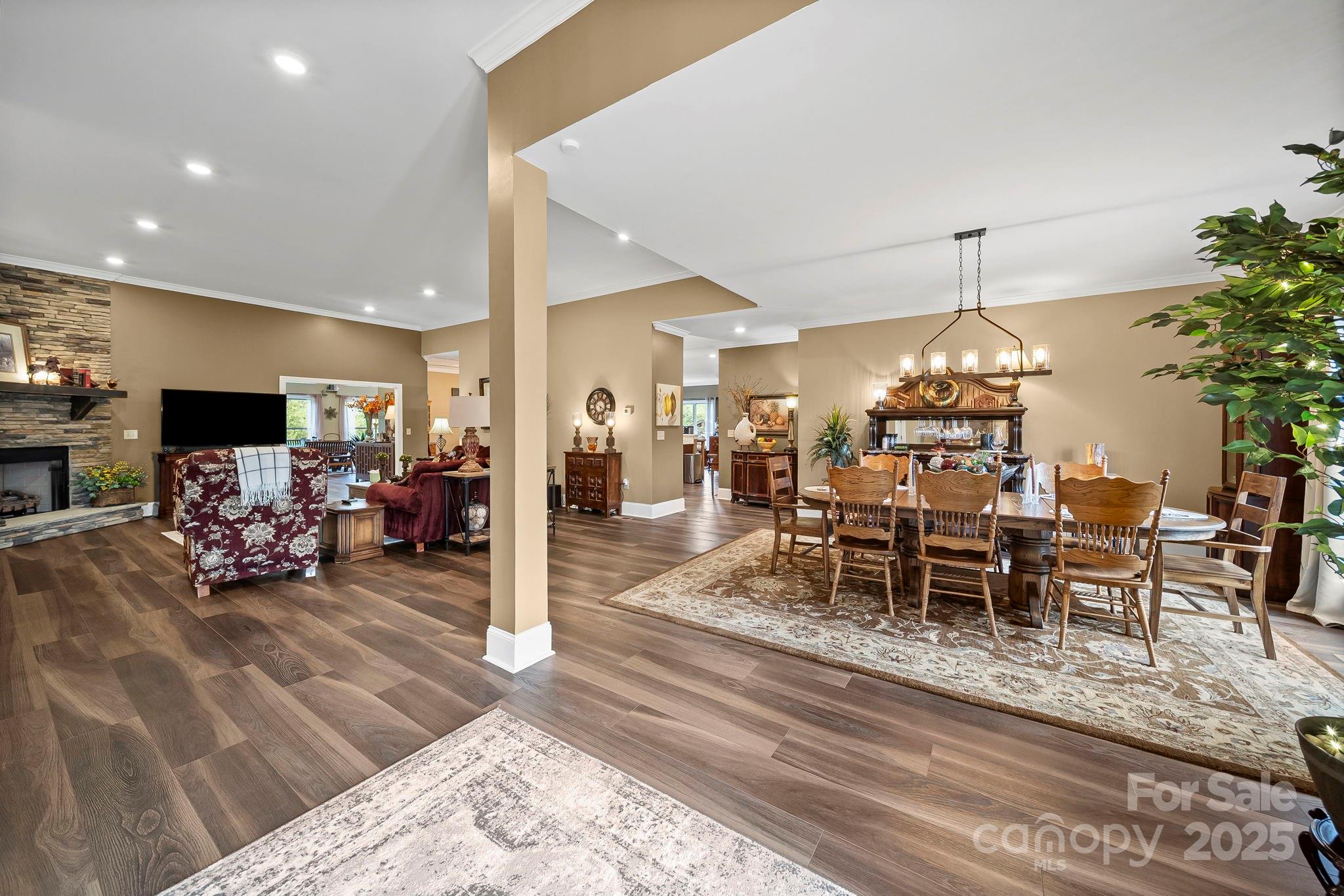 5702 Army Road — Marshville