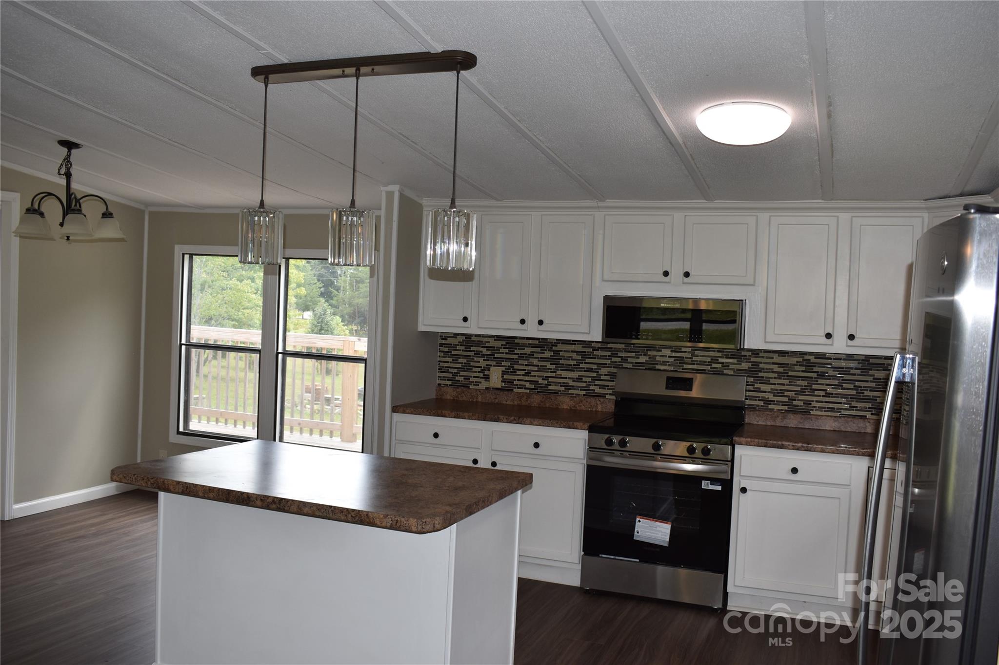 91 Sweet Gum Drive — Nebo