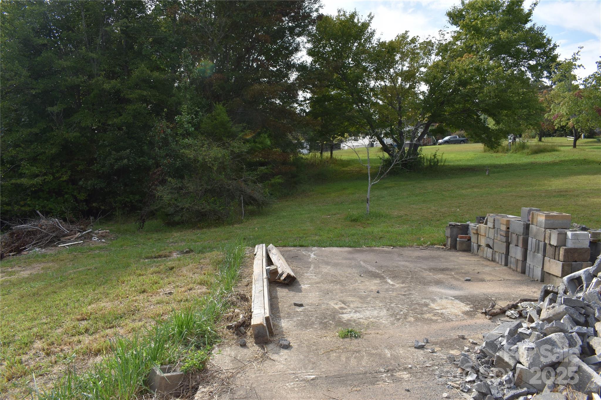 91 Sweet Gum Drive — Nebo
