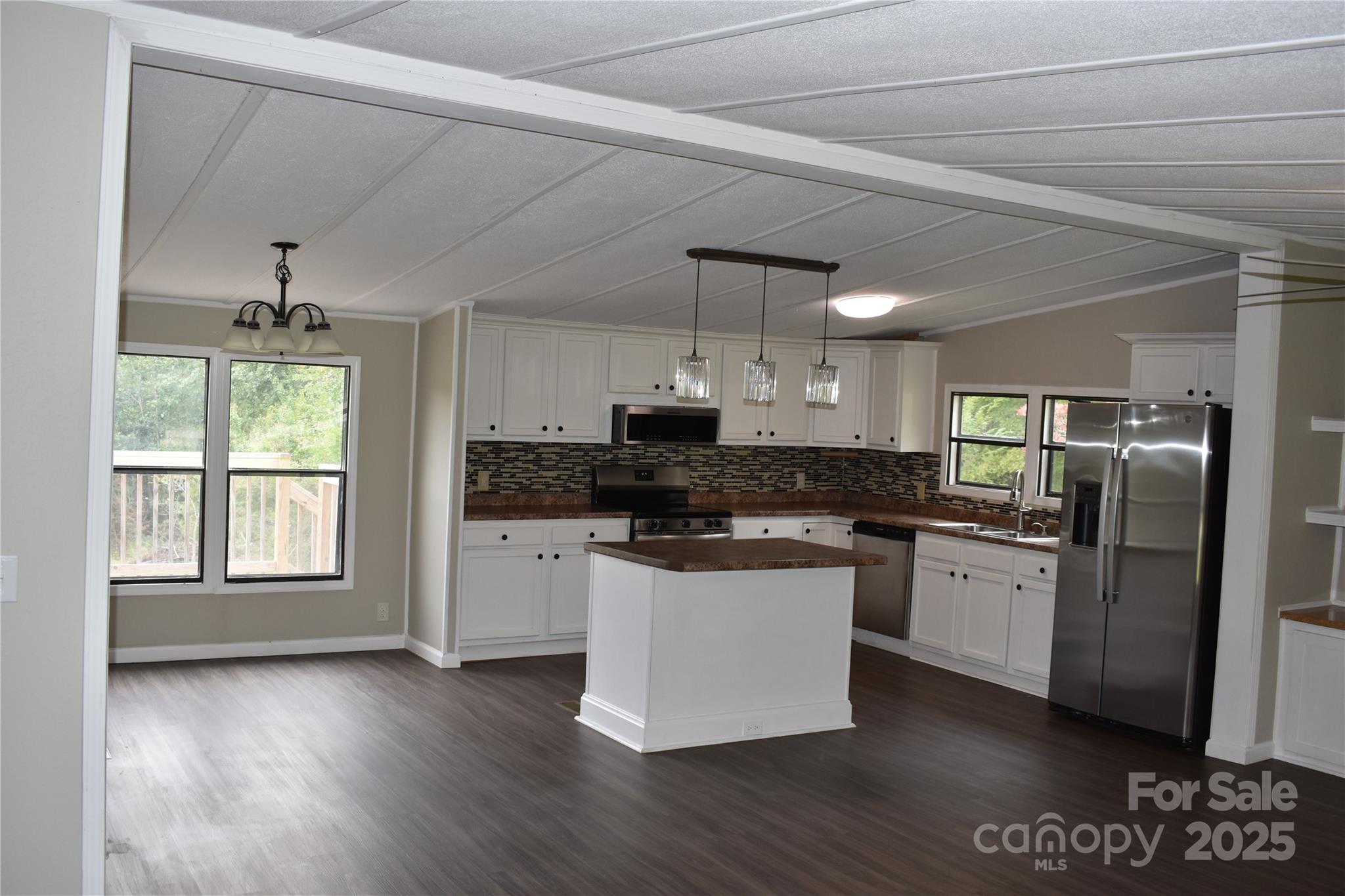 91 Sweet Gum Drive — Nebo