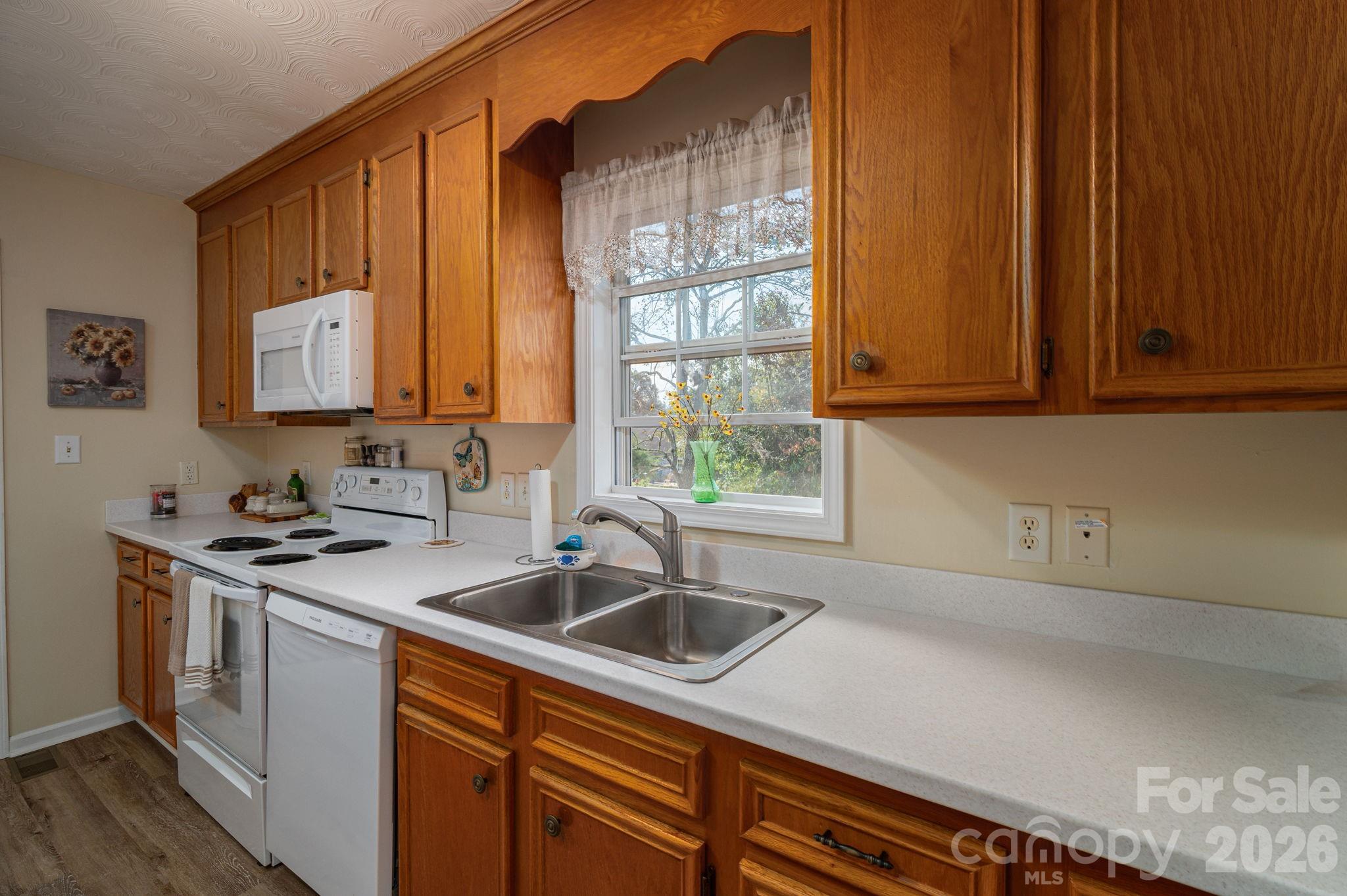 1371 Millrace Drive — Conover