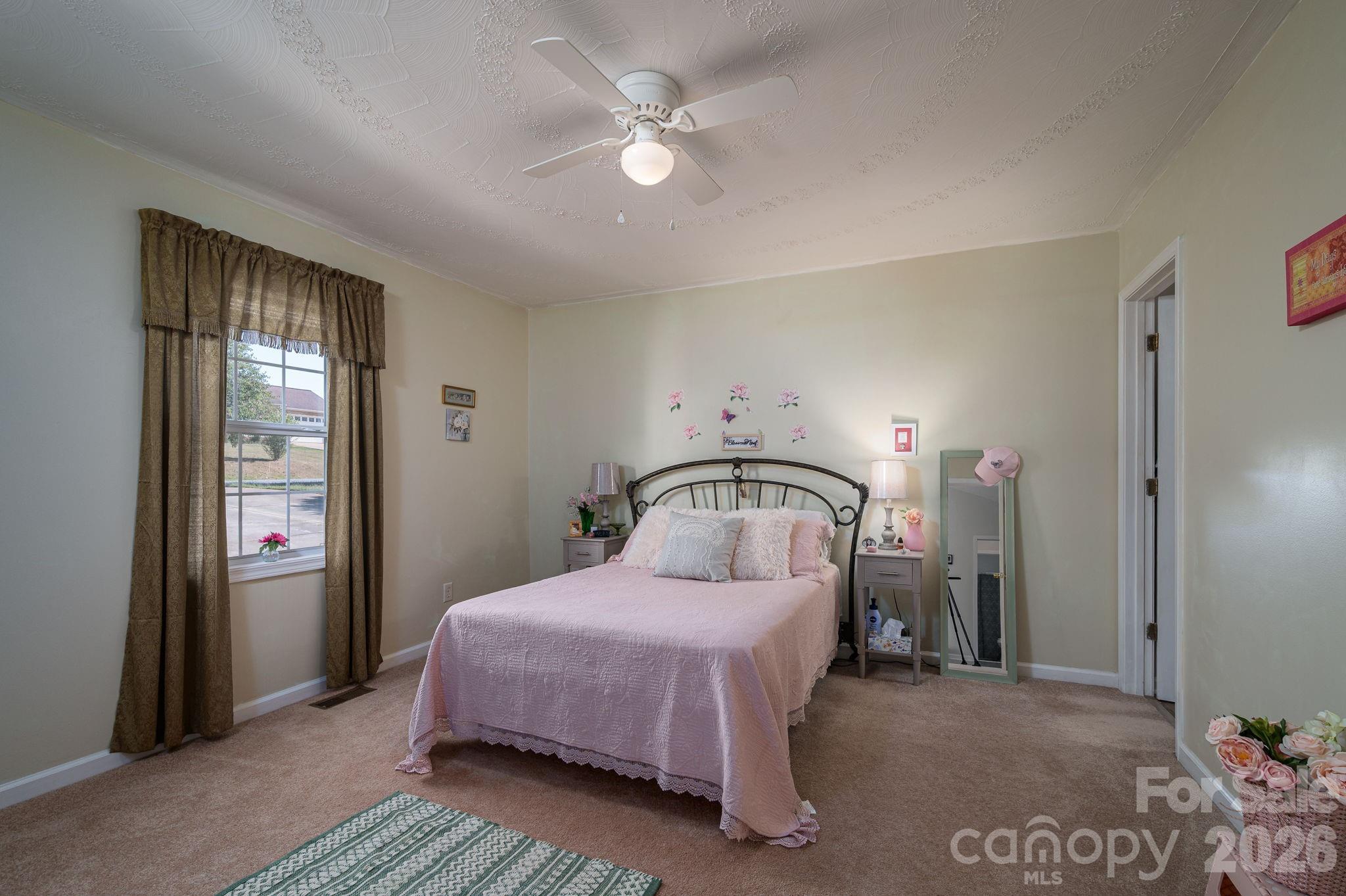 1371 Millrace Drive — Conover