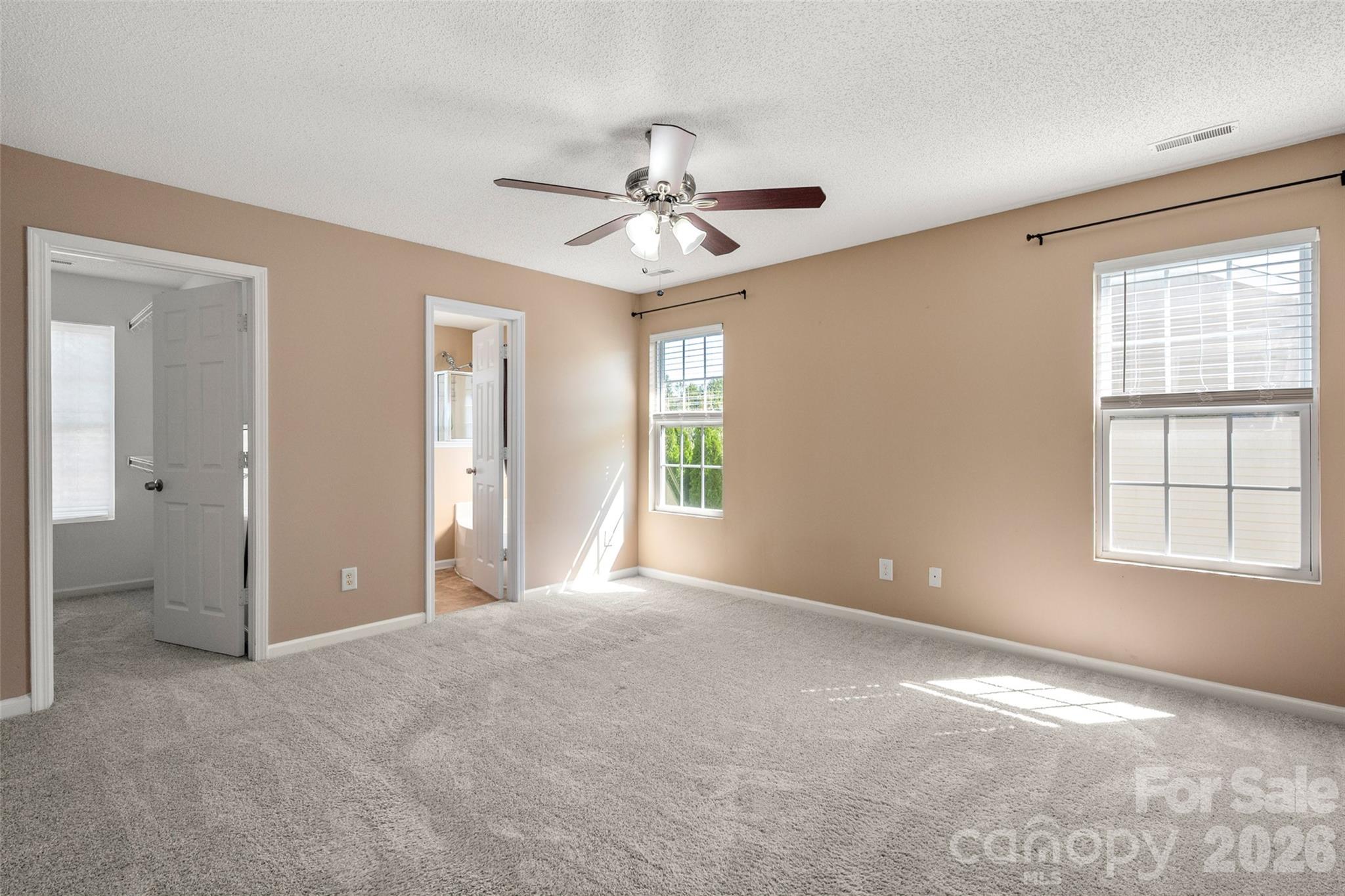 6934 Tanners Creek Drive — Huntersville